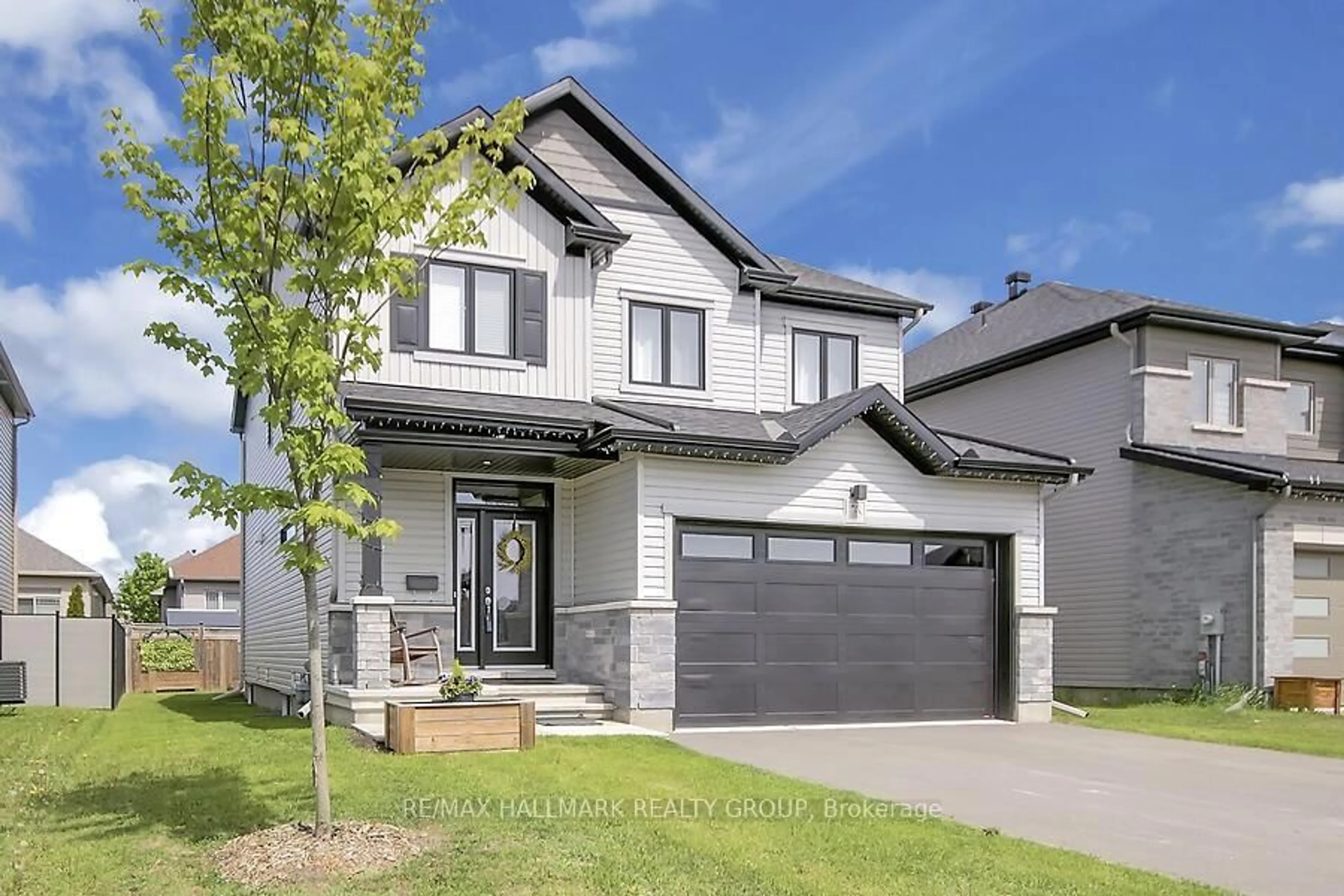 Home with brick exterior material, street for 768 Namur St, Russell Ontario K0A 1W0