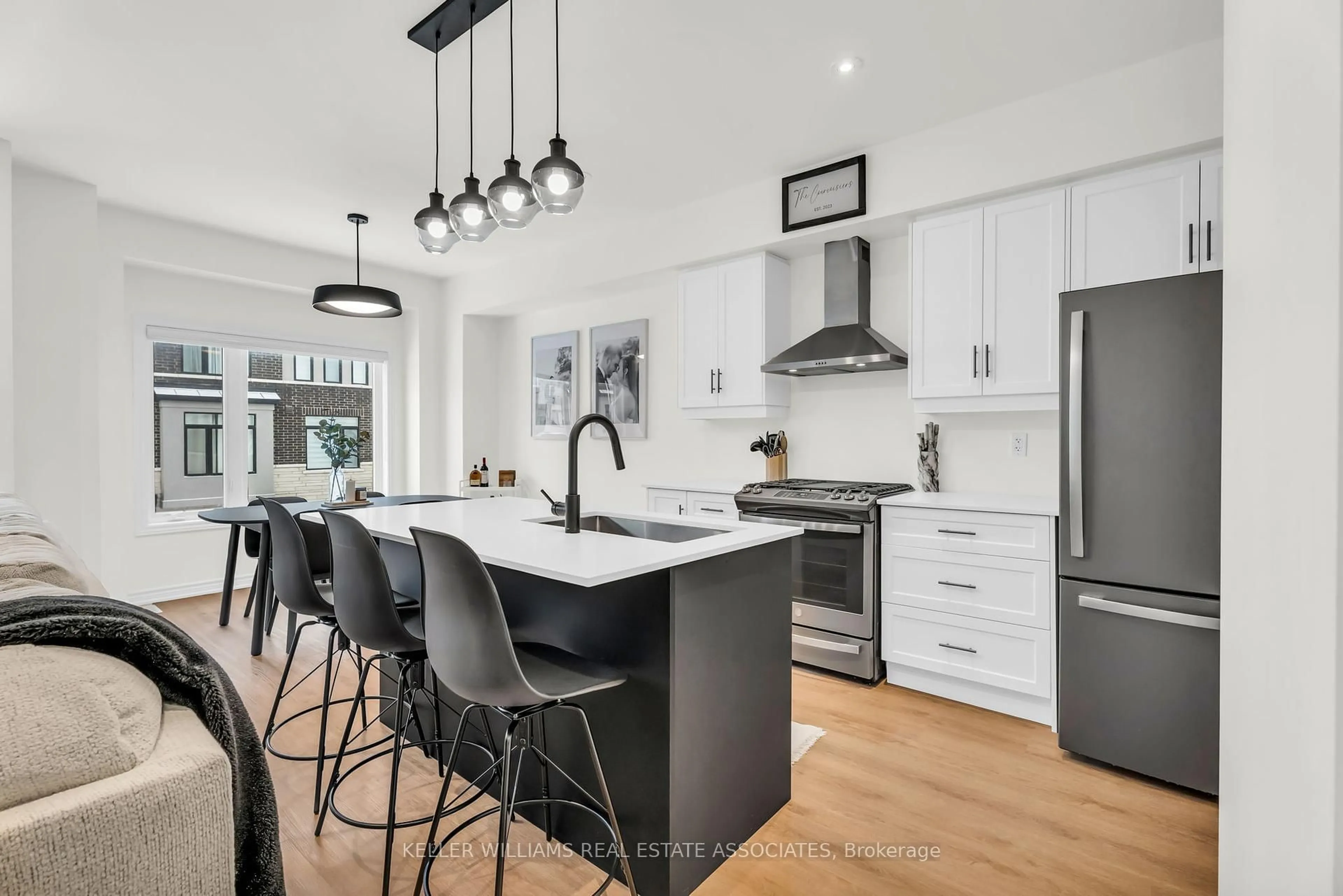 Open concept kitchen, unknown for 314 Equestrian Way #49, Cambridge Ontario N3E 0E4
