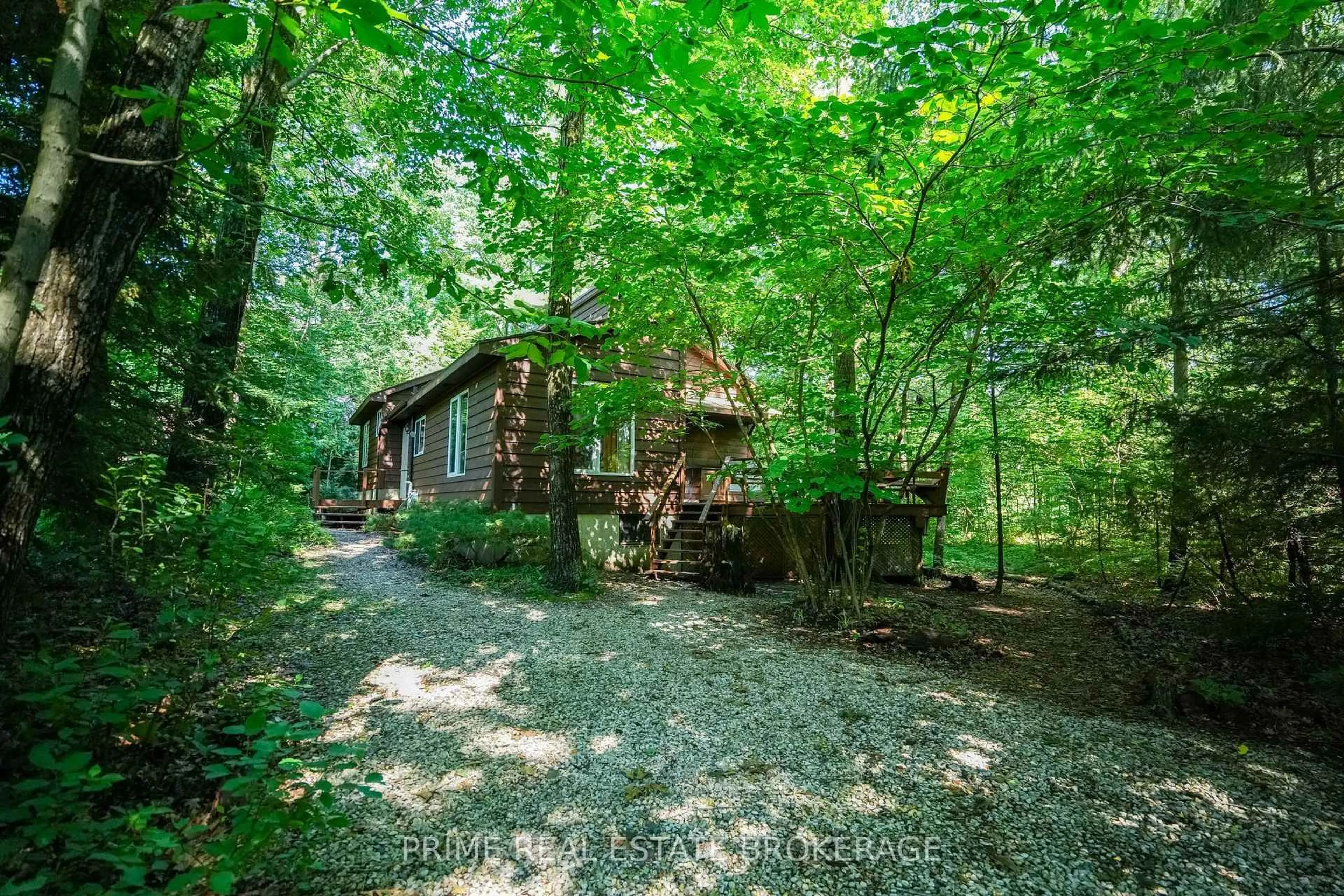 Unknown for 9919 Pinery Lane, Lambton Shores Ontario N0M 1T0