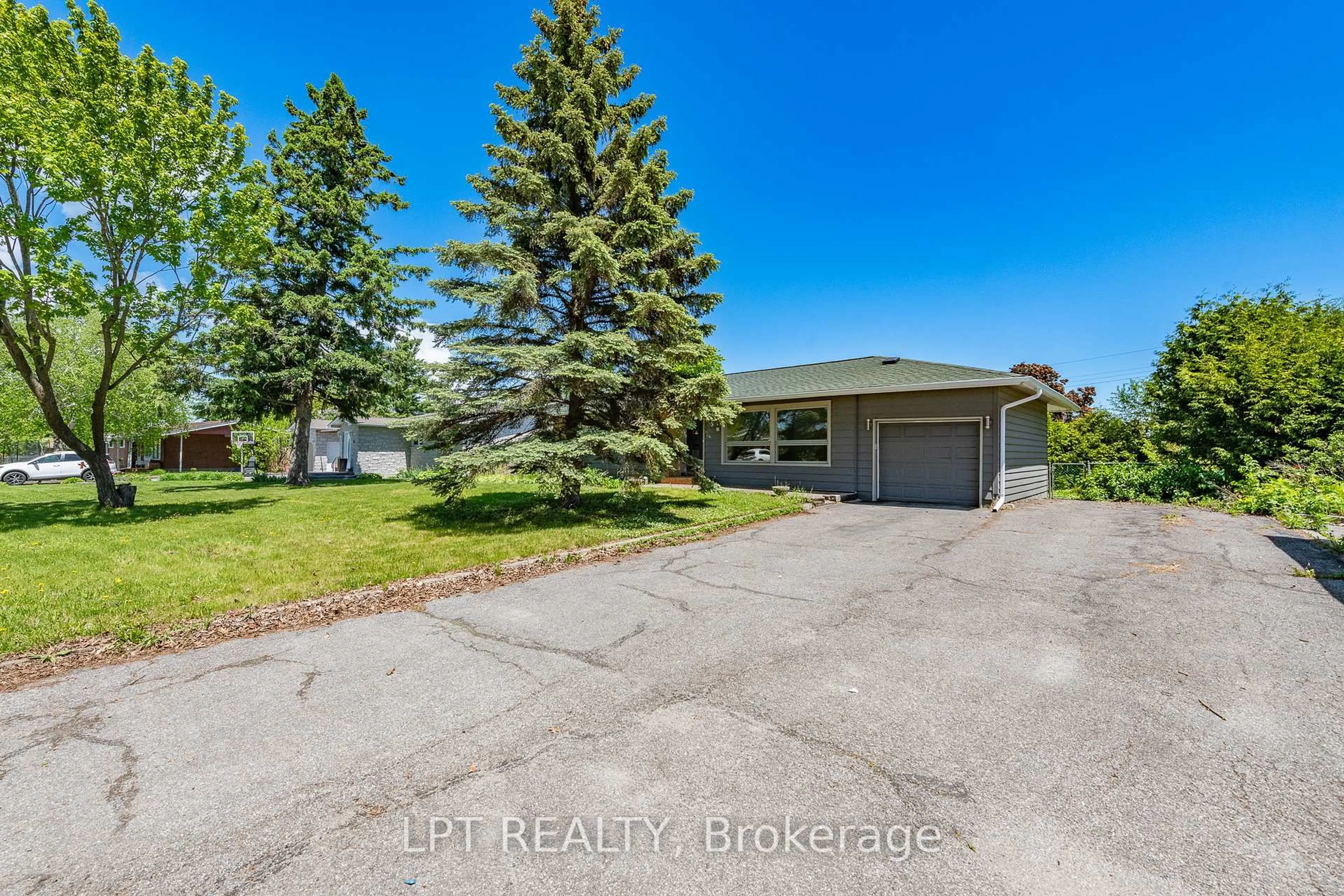 A pic from outside/outdoor area/front of a property/back of a property/a pic from drone, street for 5 Attwood Cres, Nepean Ontario K2E 5B1