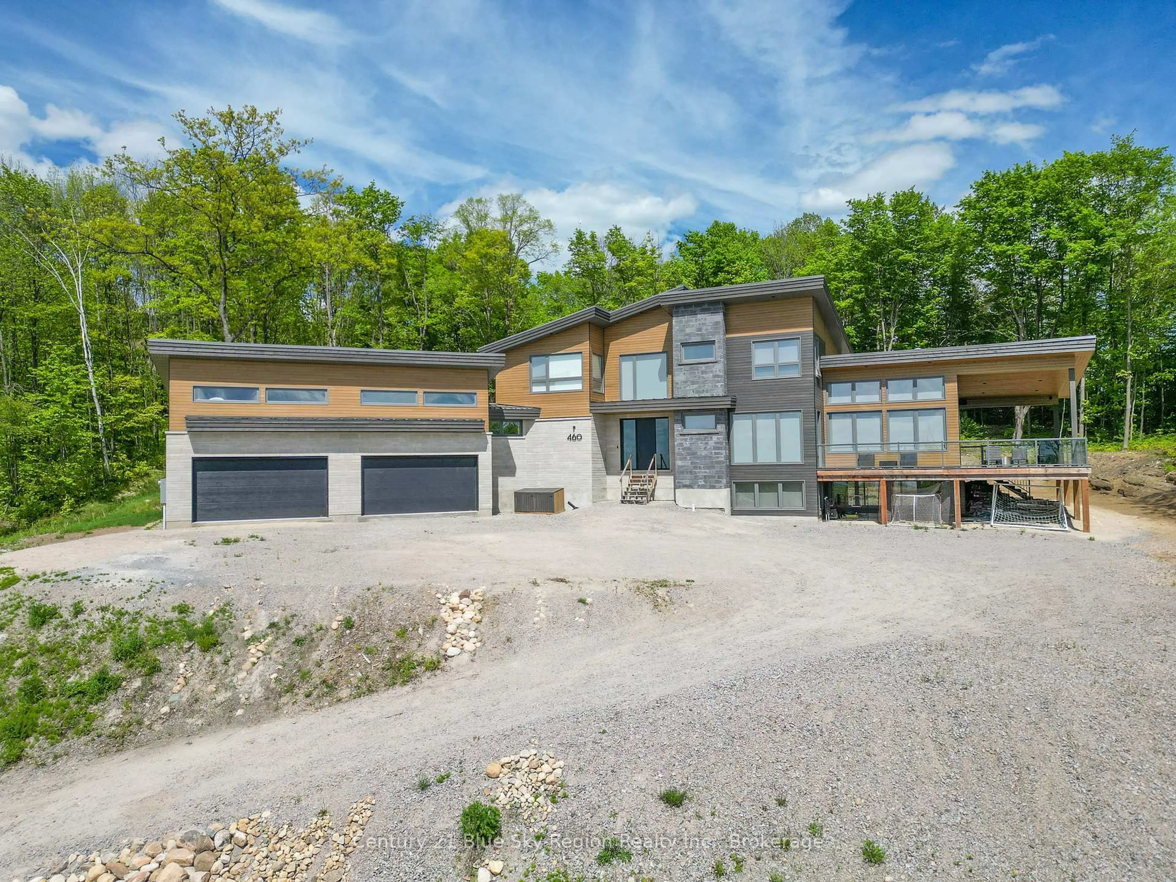 Unknown for 460 Surrey Dr, North Bay Ontario P1C 1E5