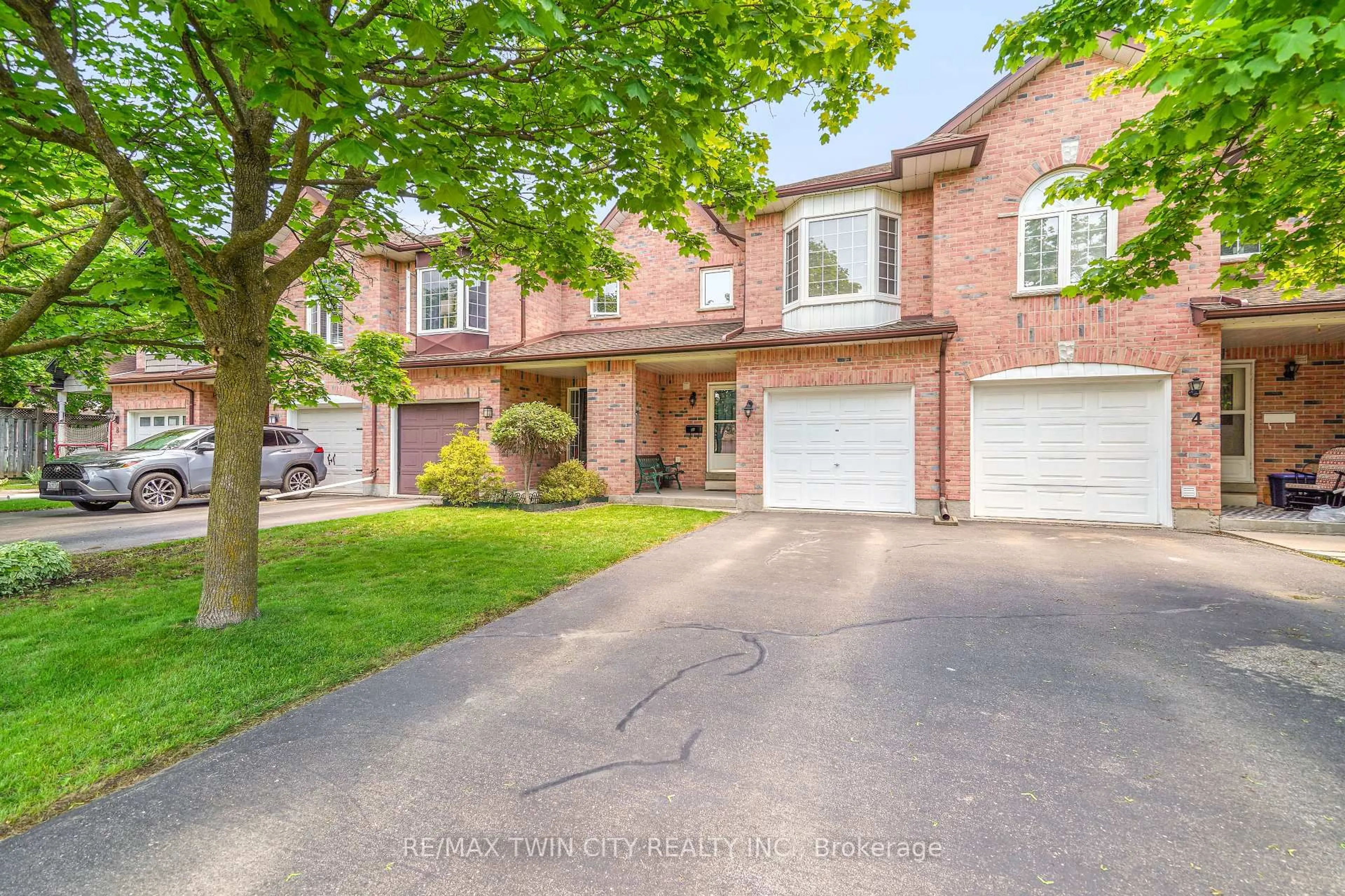 Home with brick exterior material, street for 4 Courtland Dr #A, Brantford Ontario N3R 7V8