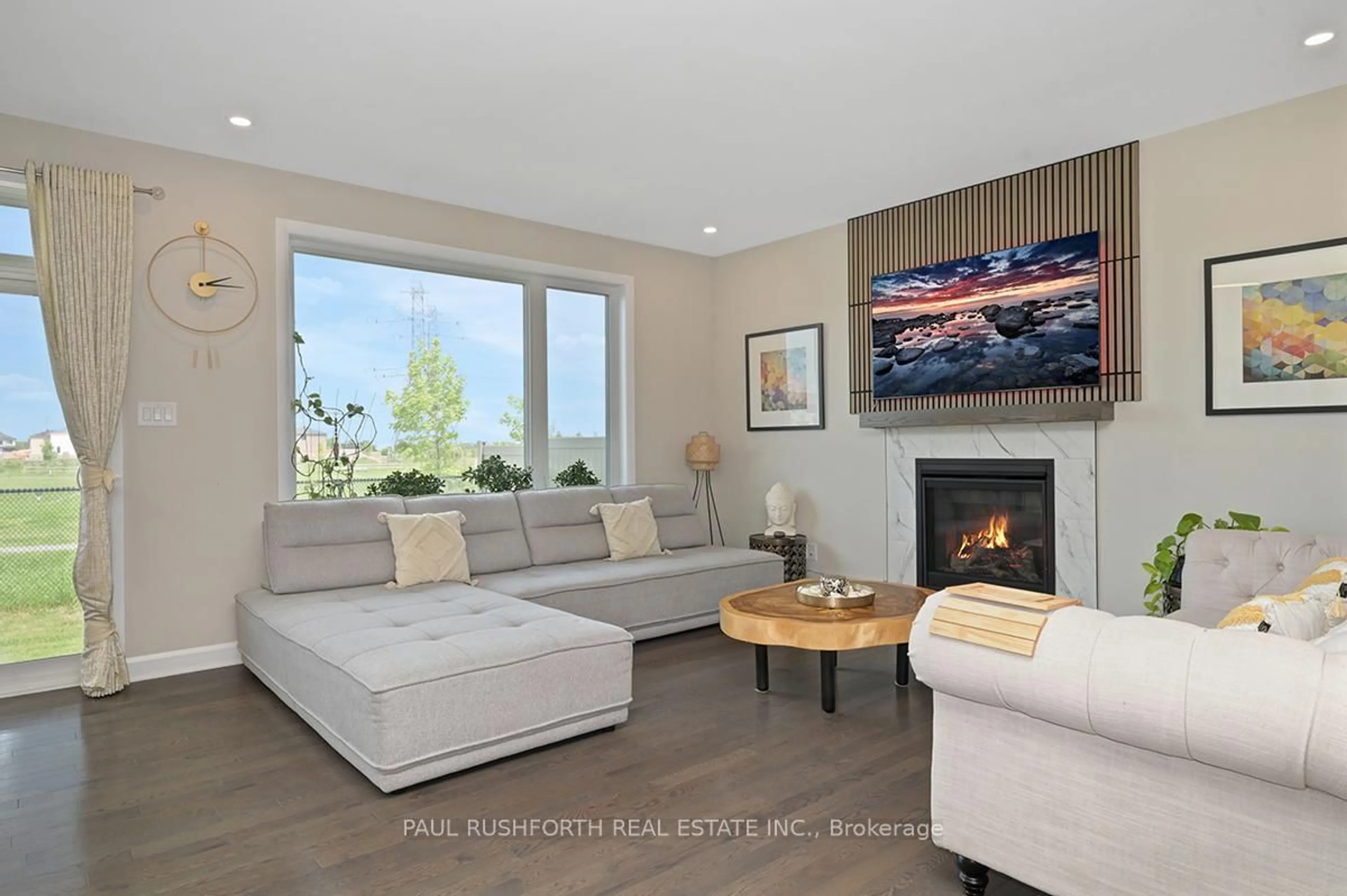 Living room with furniture, unknown for 719 Painted Sky Way, Stittsville Ontario K2S 2W7