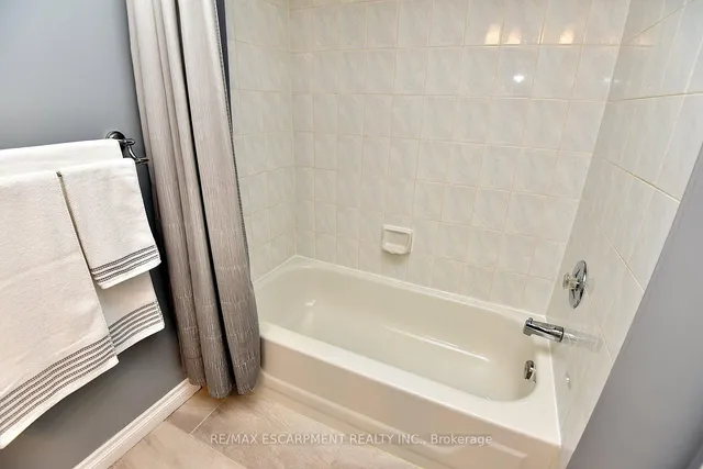 Additional property image - 27 Pirie Dr