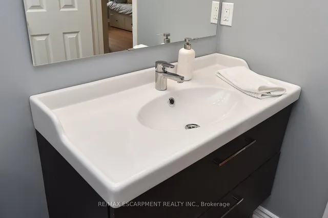 Additional property image - 27 Pirie Dr