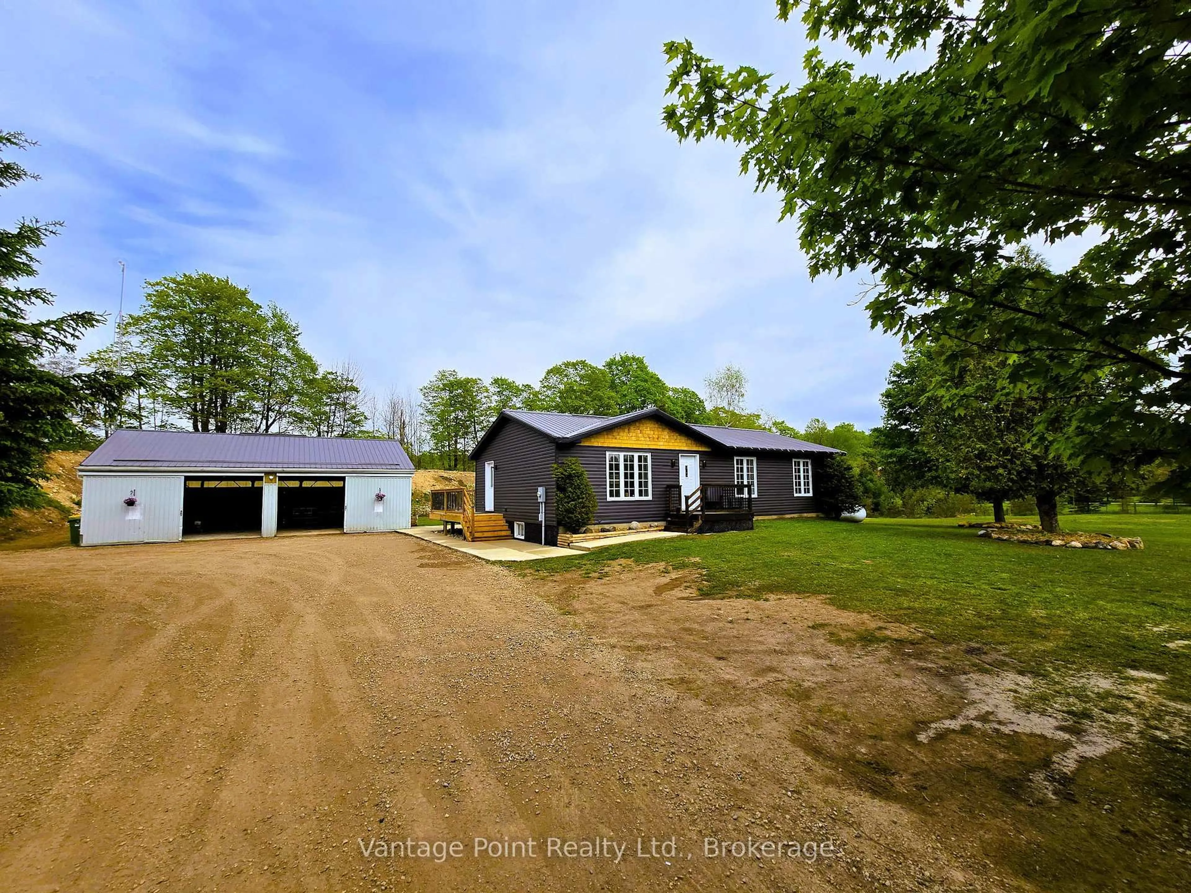 A pic from outside/outdoor area/front of a property/back of a property/a pic from drone, unknown for 544302 80 Sdrd, West Grey Ontario N0C 1H0