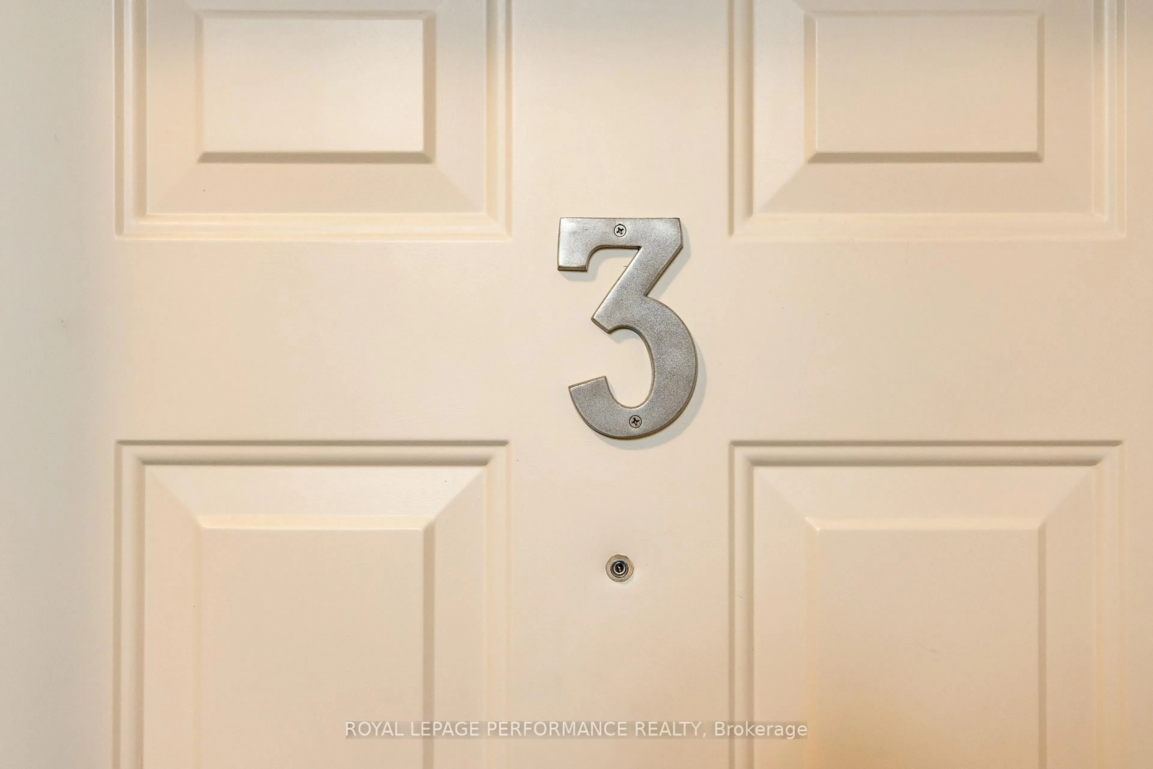 Indoor entryway for 212 Paseo Private #3, Ottawa Ontario K2G 4N7