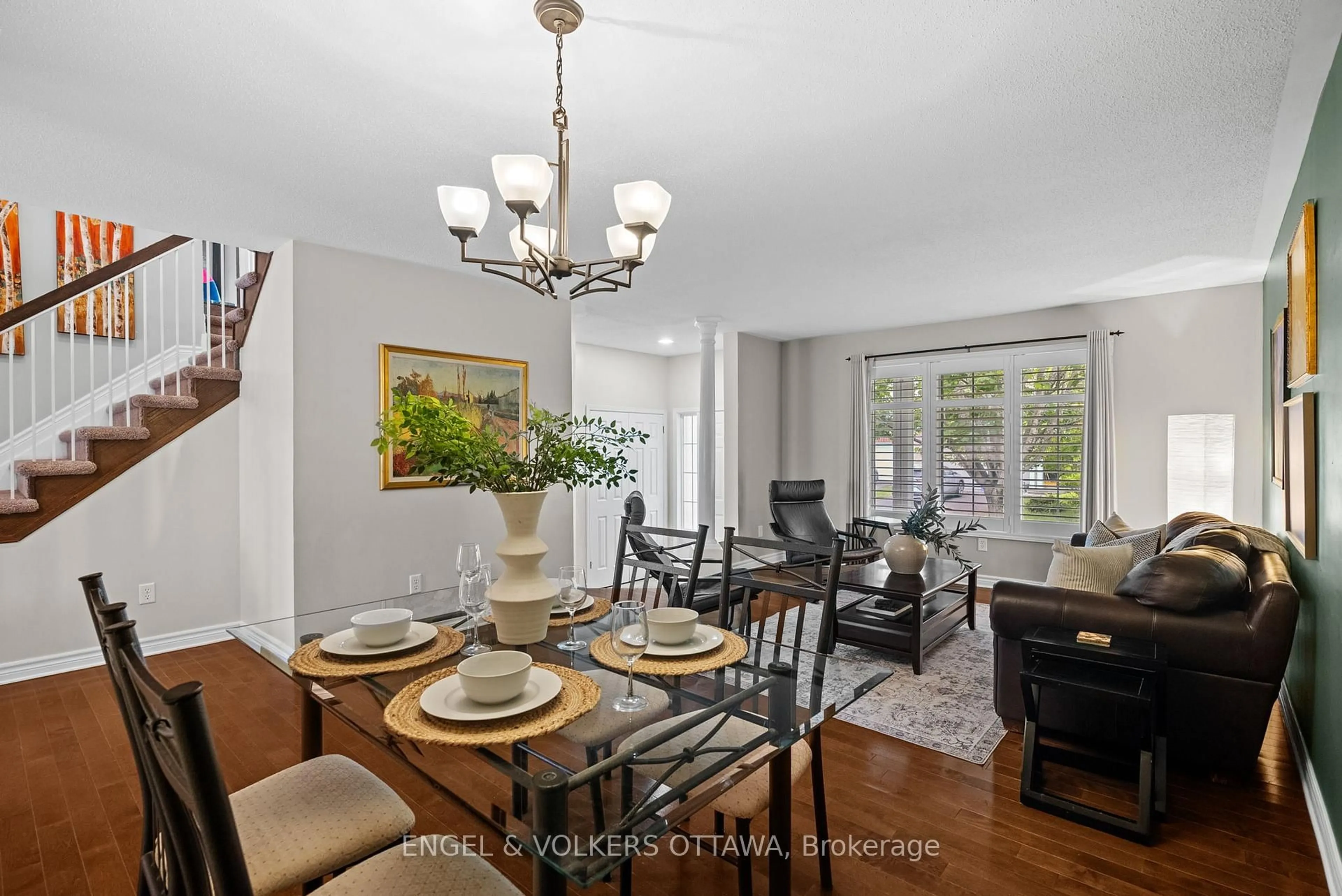 Dining room, unknown for 15 Haslemere Ave, Kanata Ontario K2W 1E3