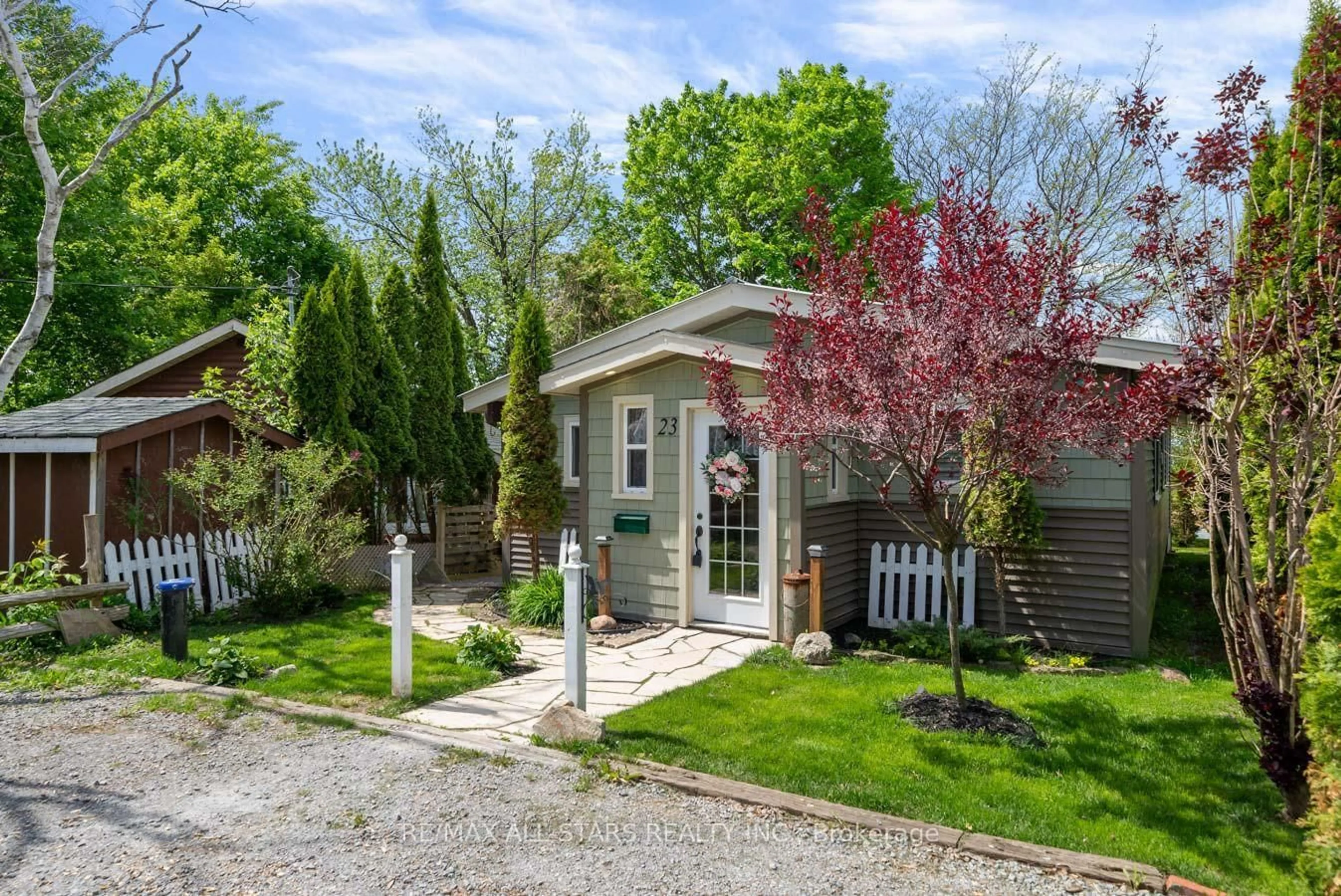 Unknown for 23 Gilson St, Kawartha Lakes Ontario L9L 1B6