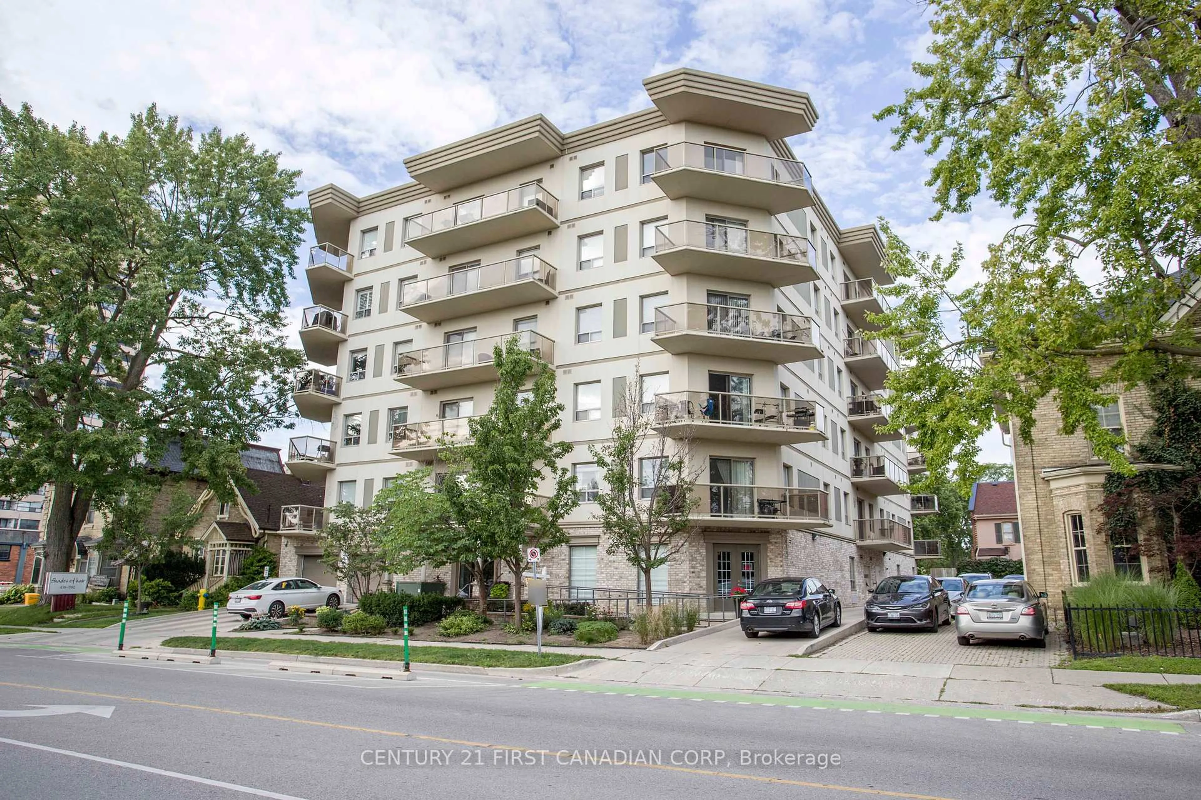 Unknown for 435 Colborne St #505, London East Ontario N6B 2T2