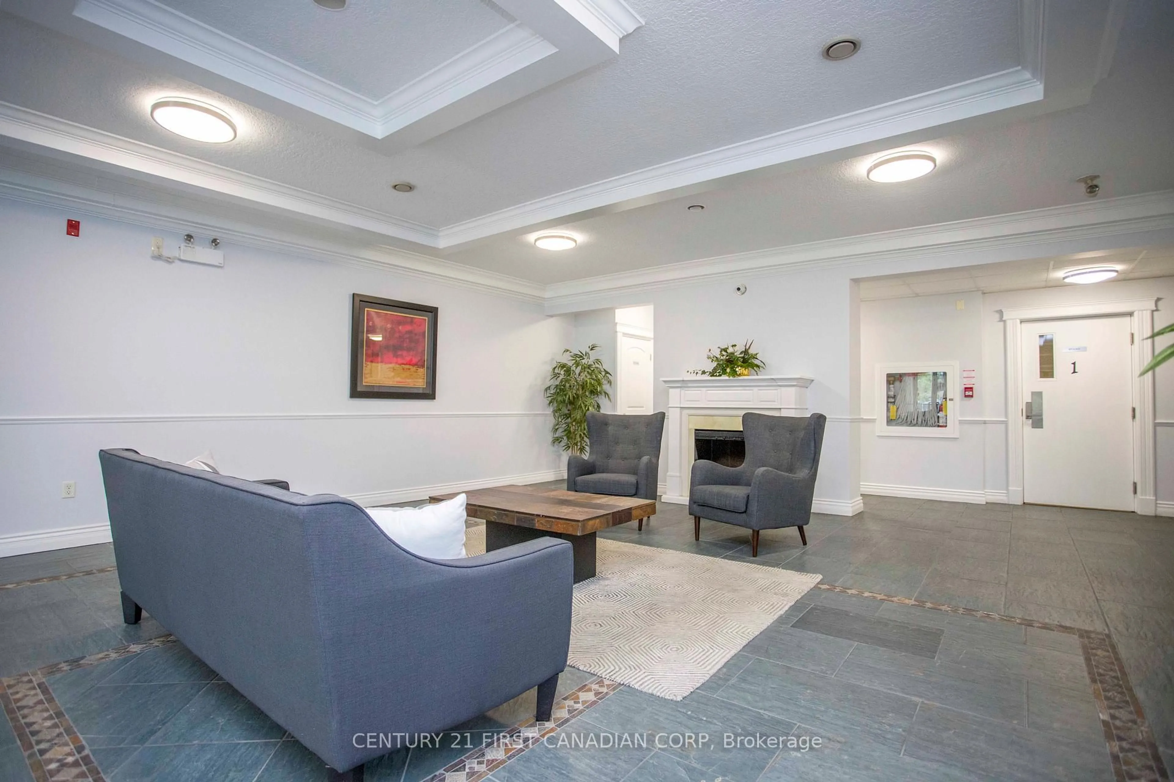 Lobby for 435 Colborne St #505, London East Ontario N6B 2T2