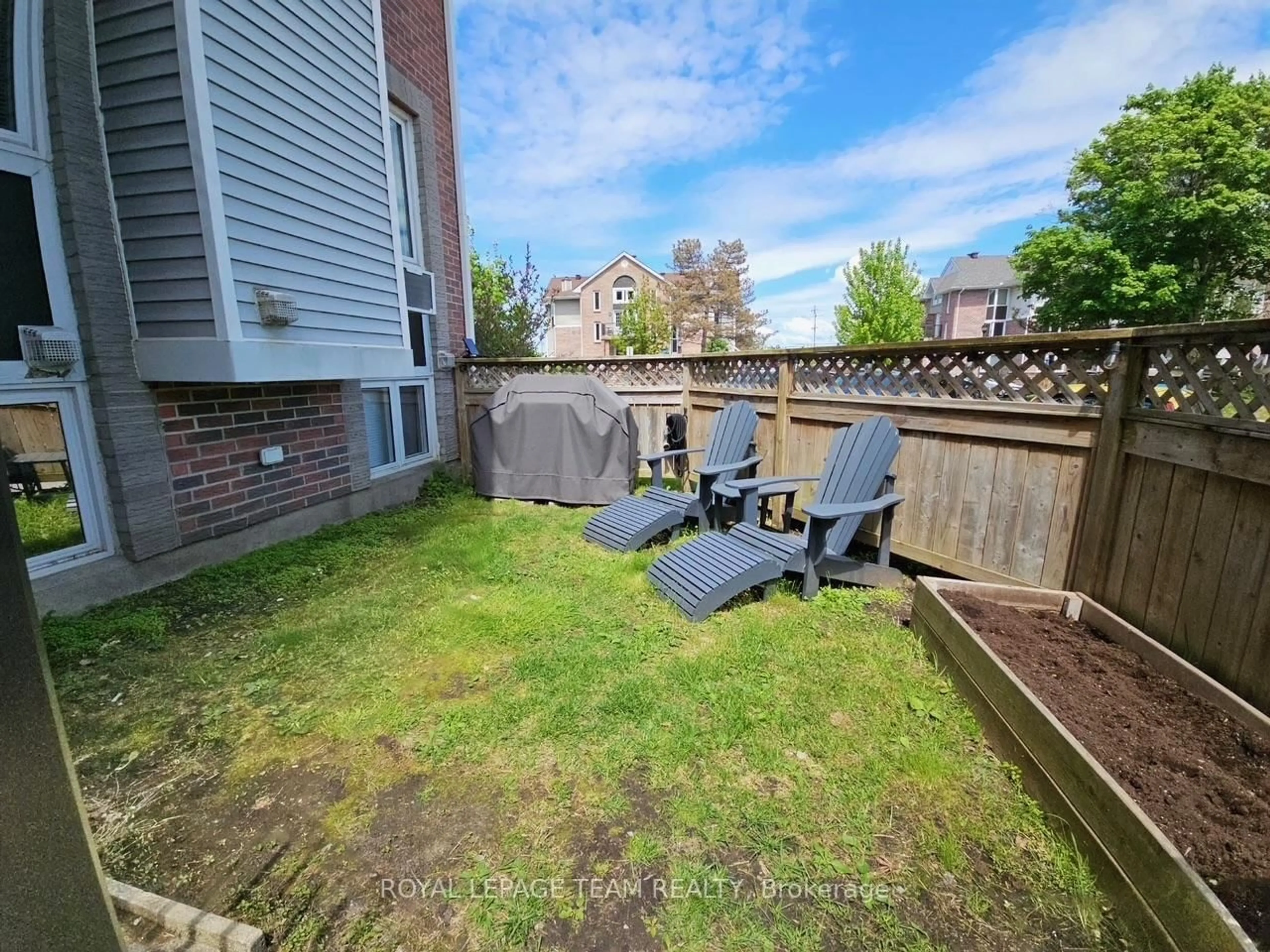Patio, unknown for 5 Timberview Way #5, Ottawa Ontario K2H 9M6