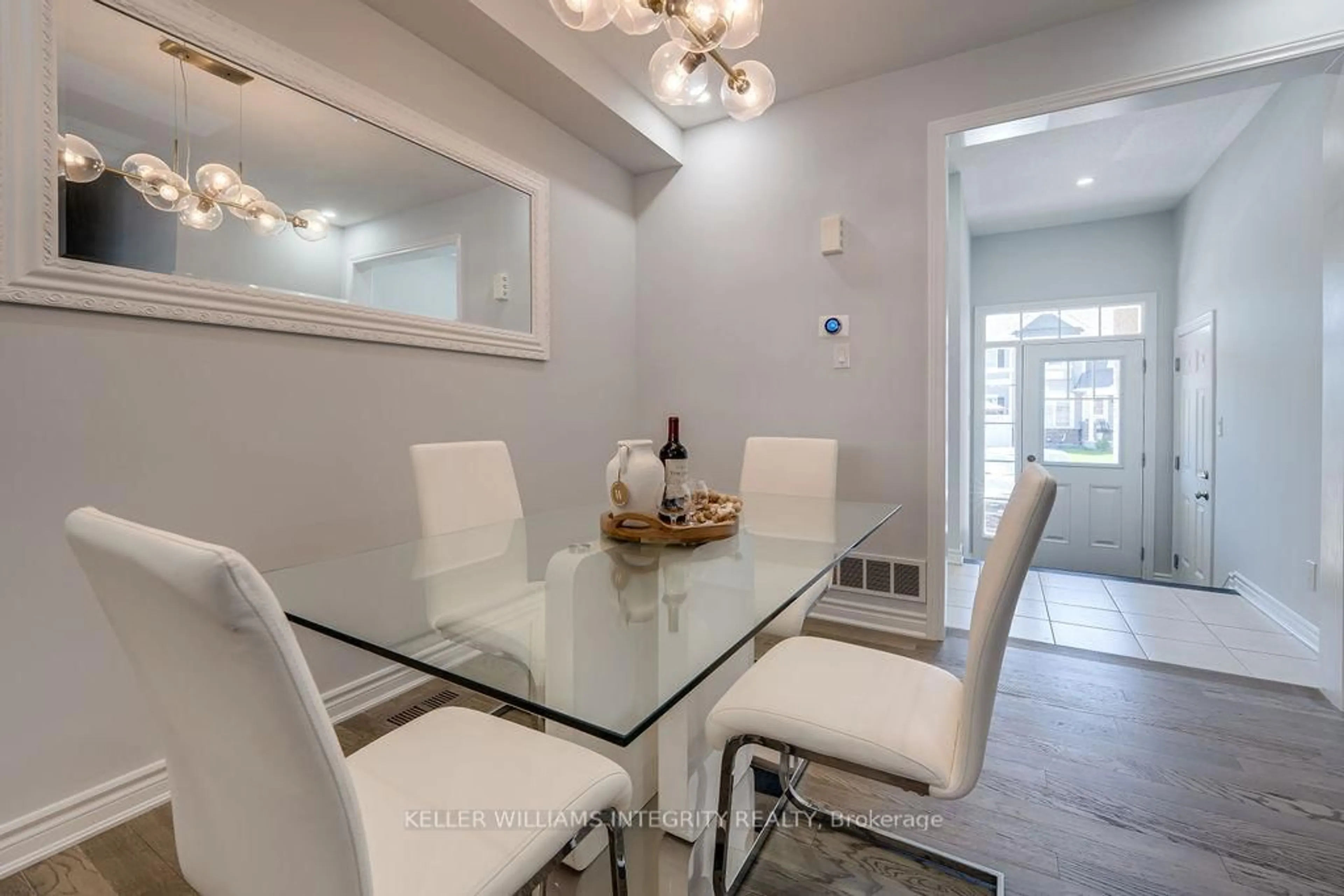 Dining room, ceramic/tile floor for 602 Monardia Way, Ottawa Ontario K4A 1C8