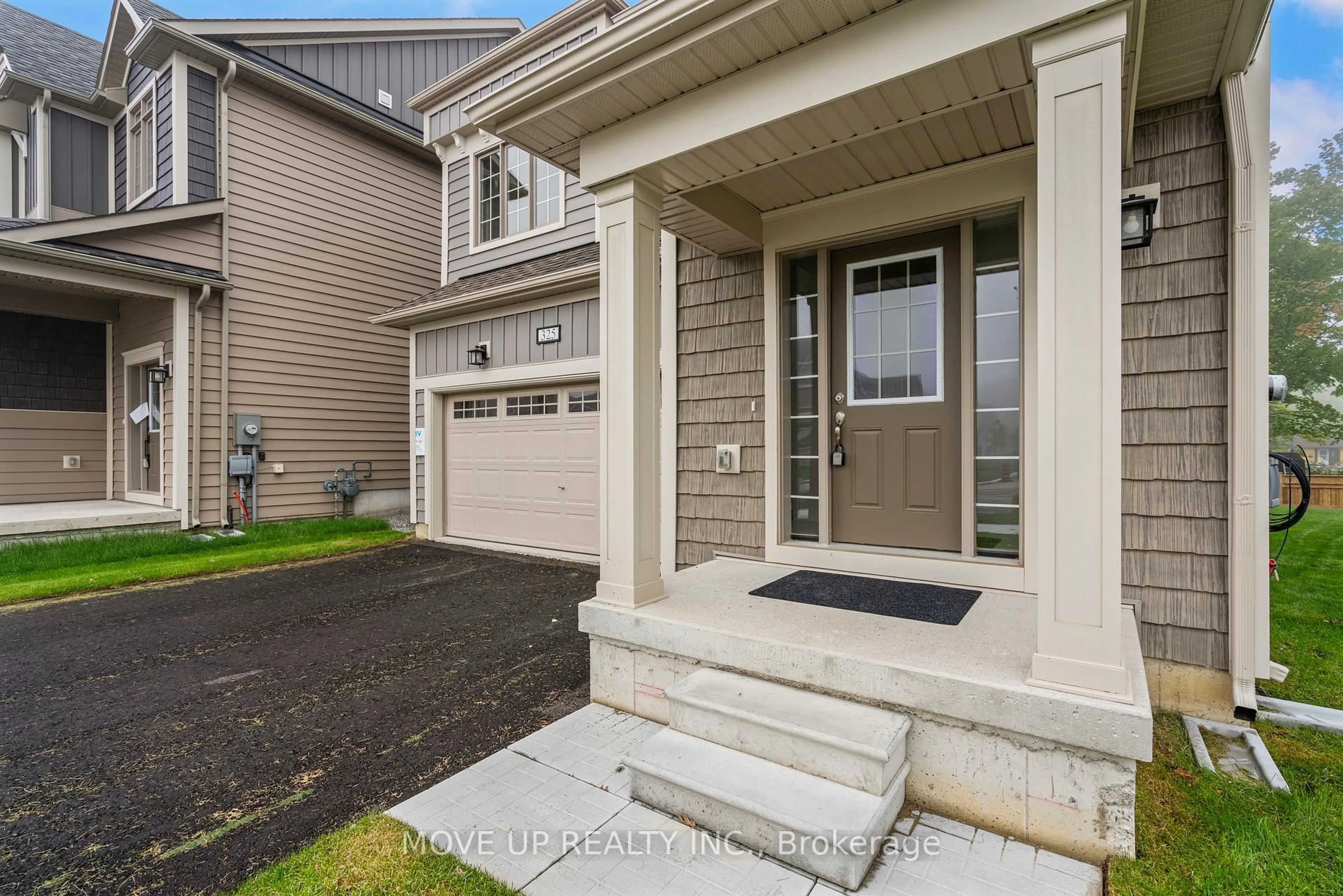 Unknown for 325 Beechwood Forest Lane, Gravenhurst Ontario P1P 0H8
