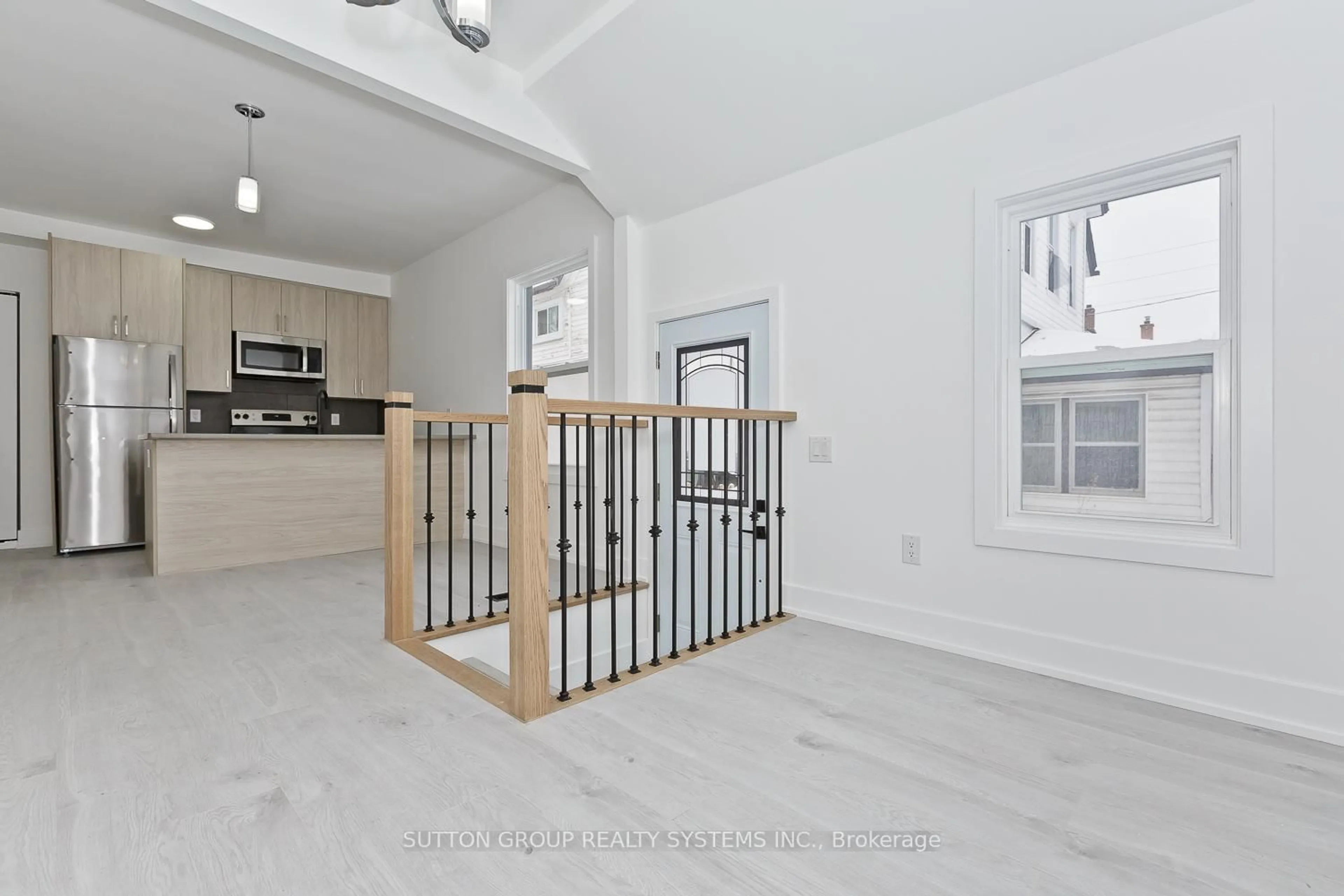Unknown for 78 Albert St, St. Catharines Ontario L2R 2H1