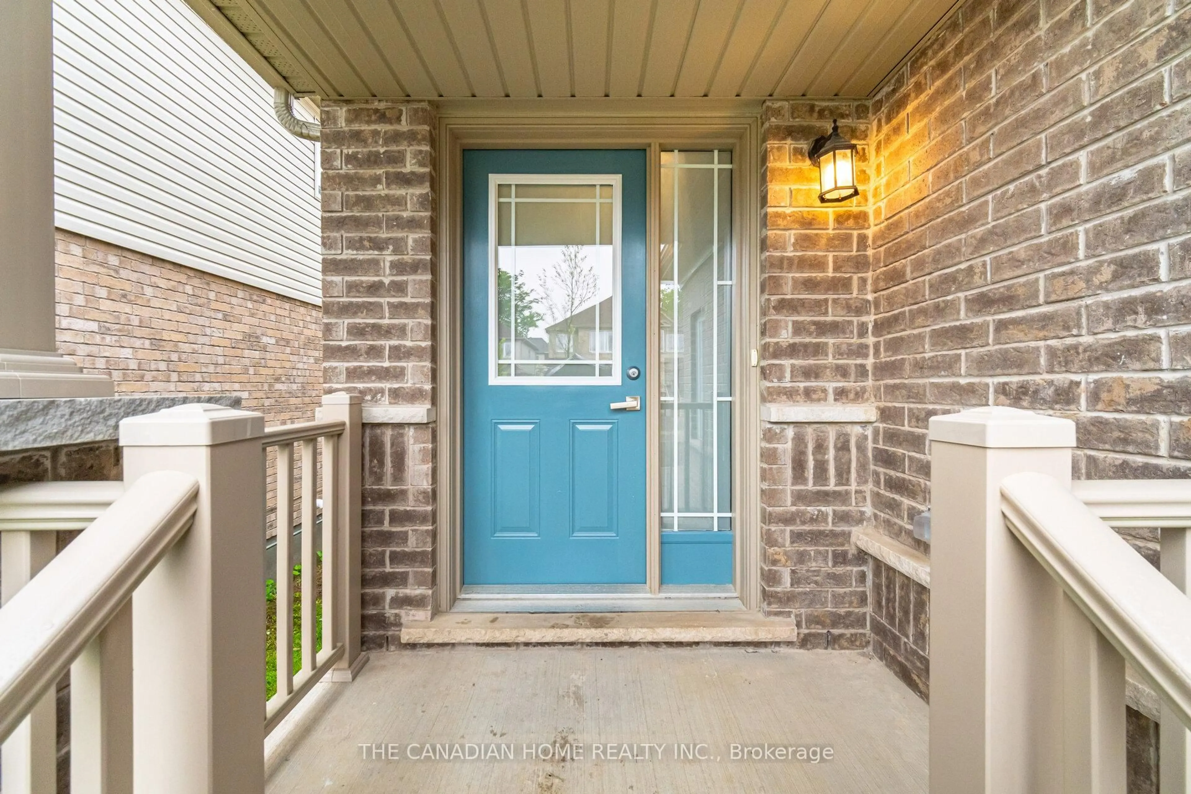Indoor entryway for 28 AMBROUS Cres, Guelph Ontario N1G 0G1