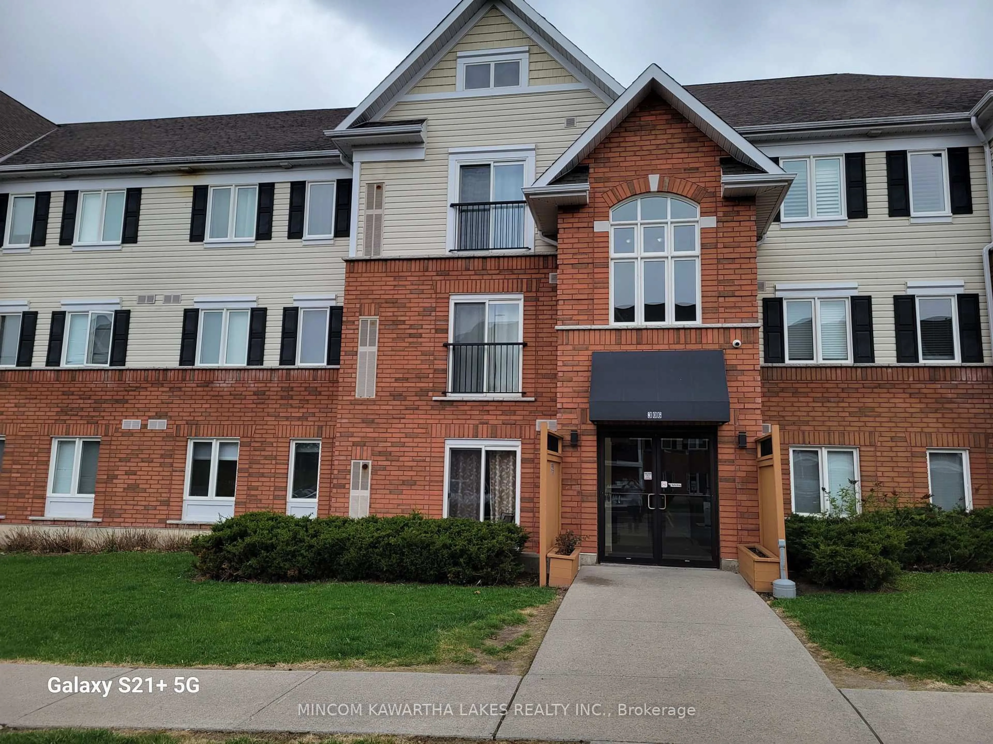 Unknown for 306 Spillsbury Dr #102, Peterborough West Ontario K9K 0B5