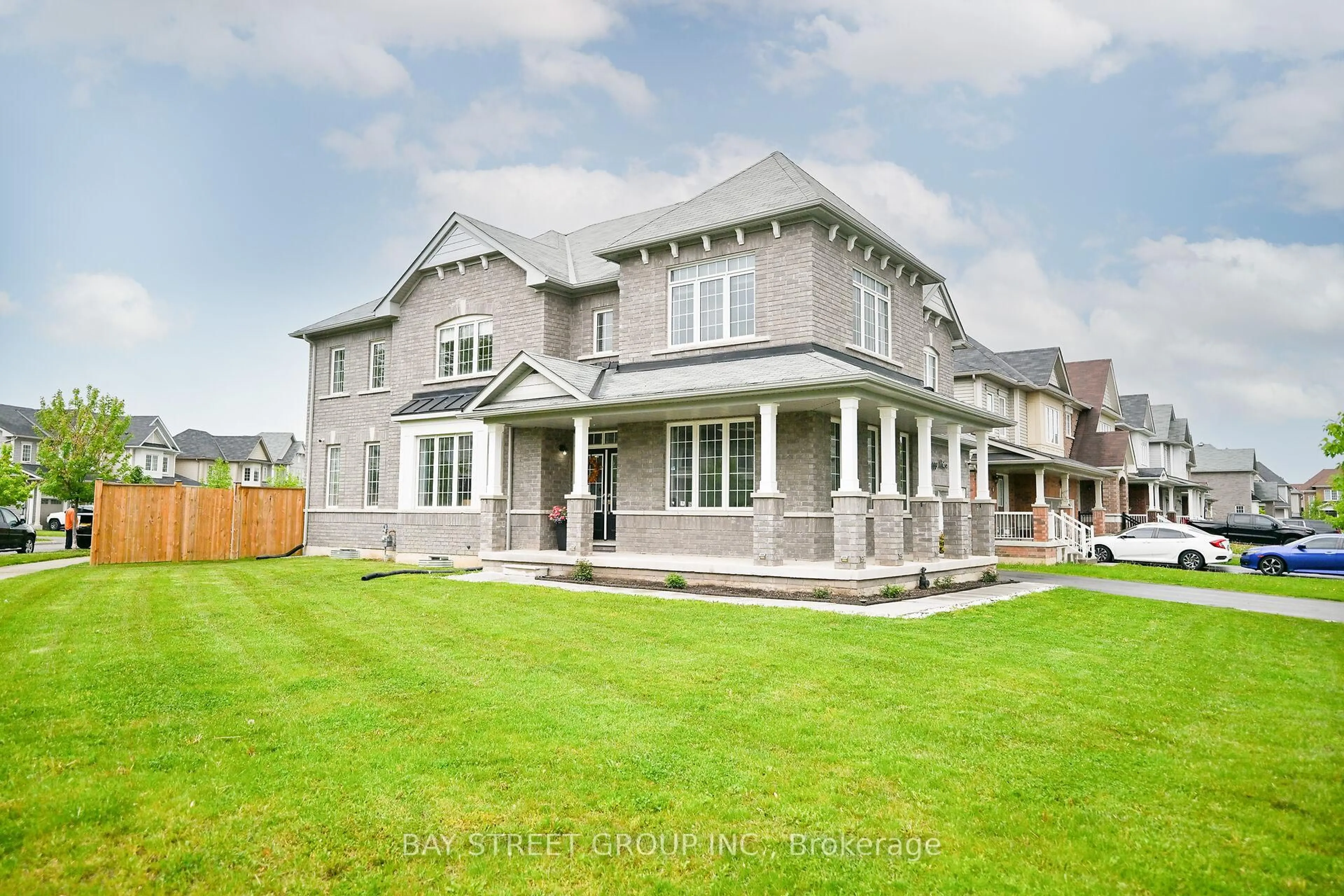 Unknown for 19 Froggy Dr, Thorold Ontario L9B 0G9
