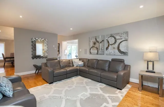 Additional property image - 10 Shadeland Cres