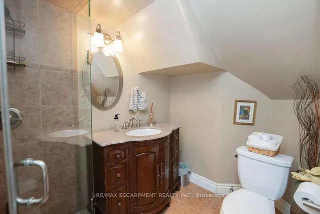 Additional property image - 10 Shadeland Cres