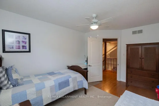 Additional property image - 10 Shadeland Cres