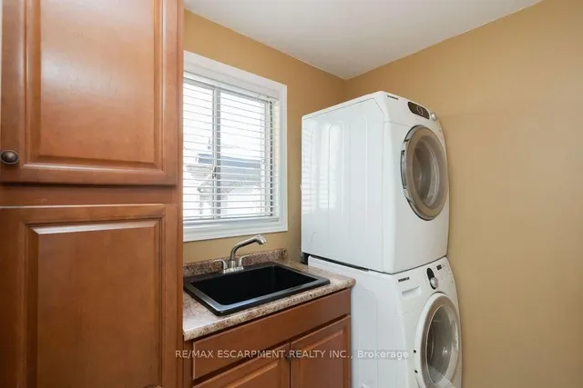Additional property image - 10 Shadeland Cres