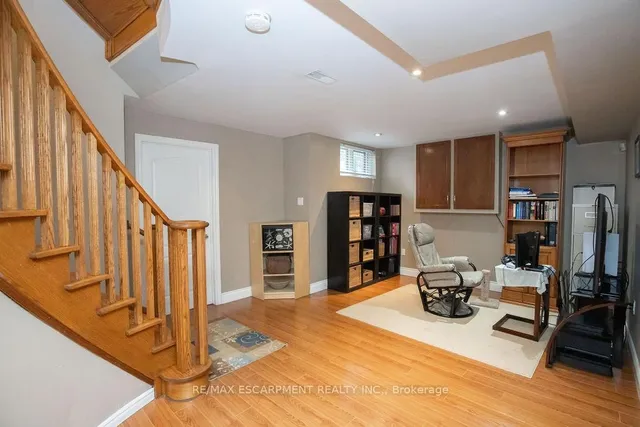 Additional property image - 10 Shadeland Cres