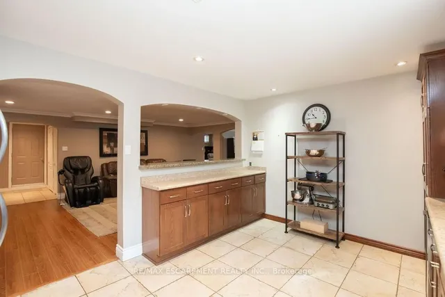 Additional property image - 10 Shadeland Cres