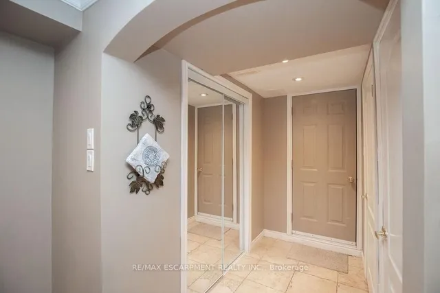 Additional property image - 10 Shadeland Cres