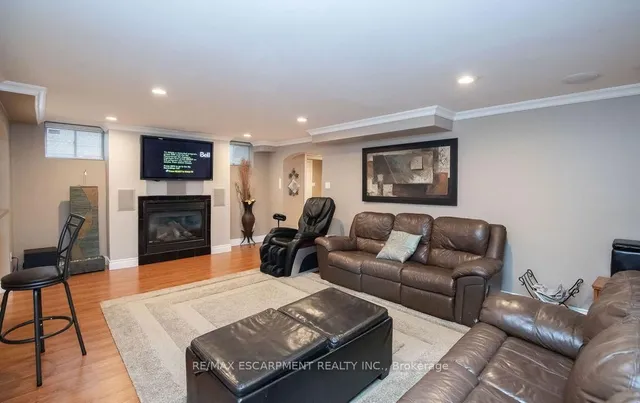 Additional property image - 10 Shadeland Cres