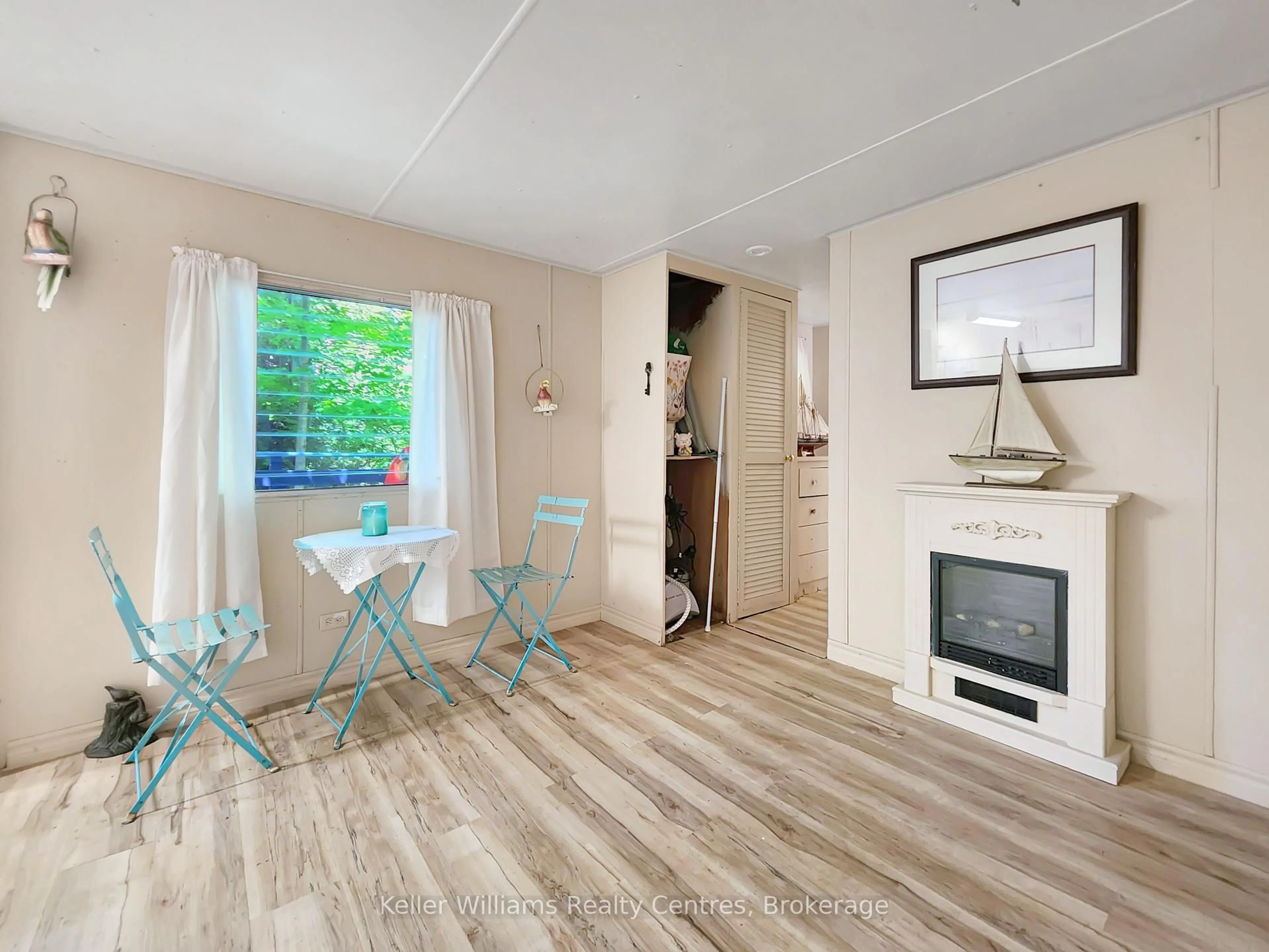 A pic of a room for 353 BRUCE ROAD 13, Native Leased Lands Ontario N0H 2L0