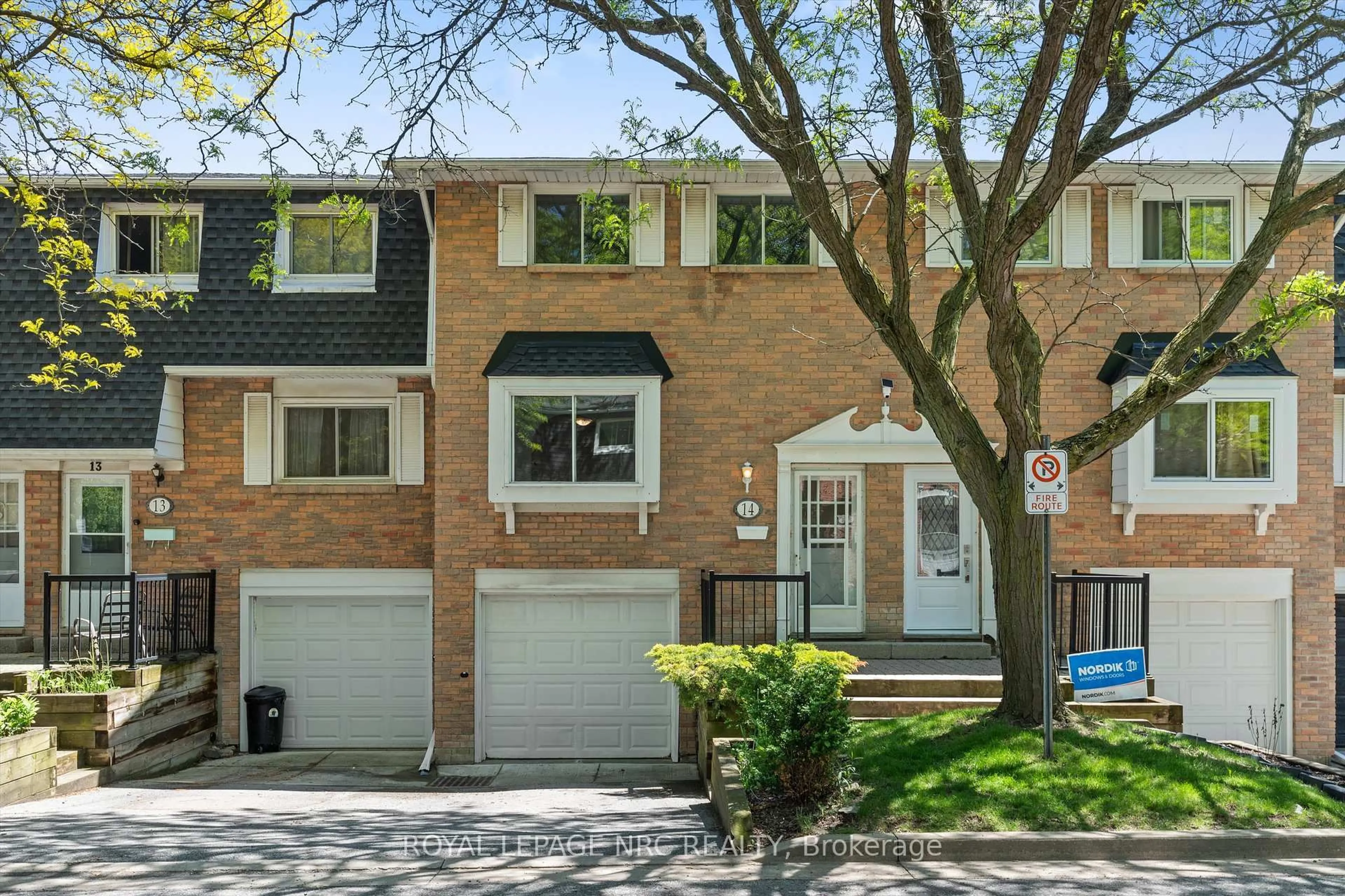 Home with brick exterior material, street for 185 Denistoun St #14, Welland Ontario L3C 6J6