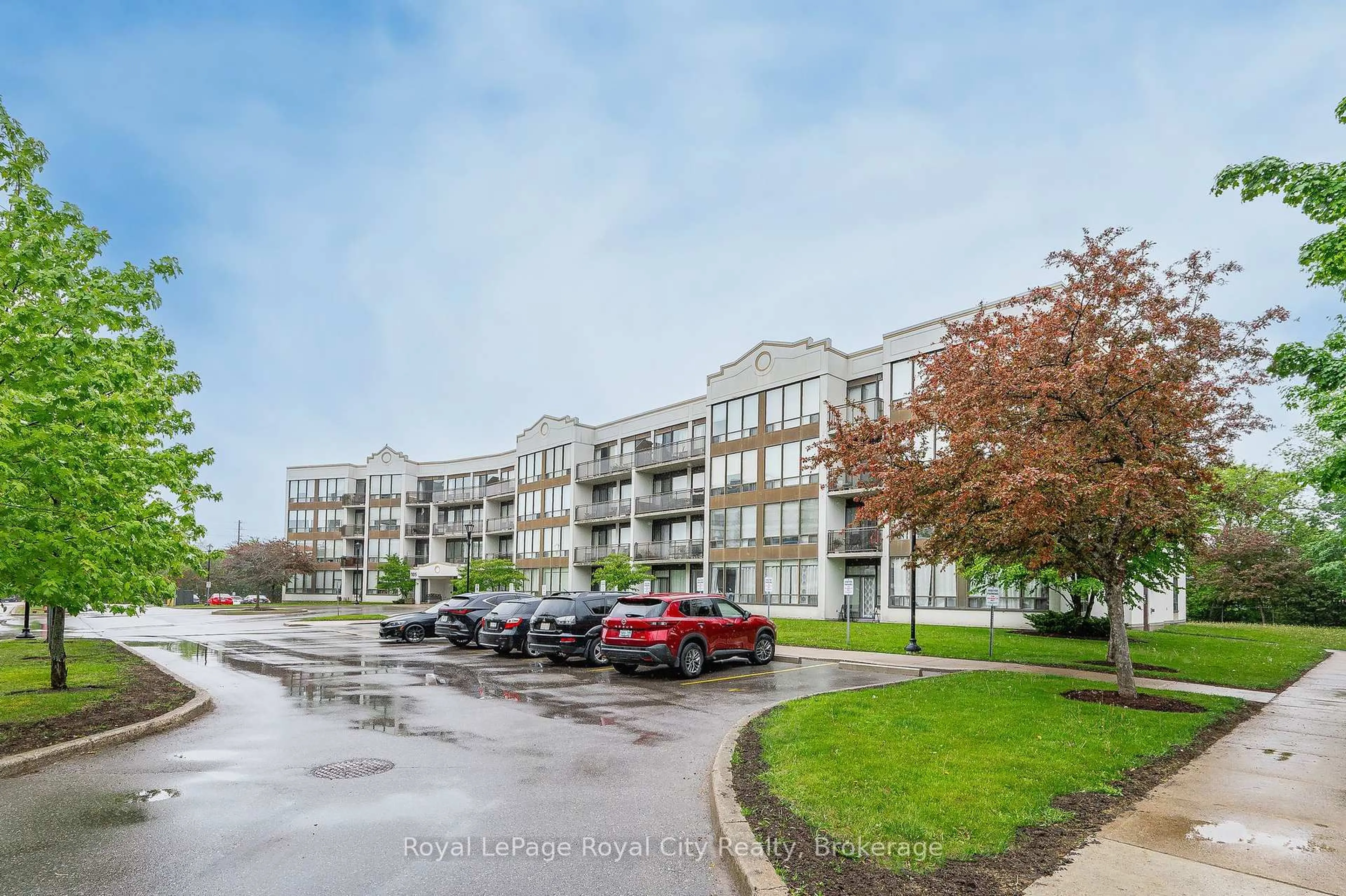 A pic from outside/outdoor area/front of a property/back of a property/a pic from drone, water/lake/river/ocean view for 105 BAGOT St #109, Guelph Ontario N1H 8H4