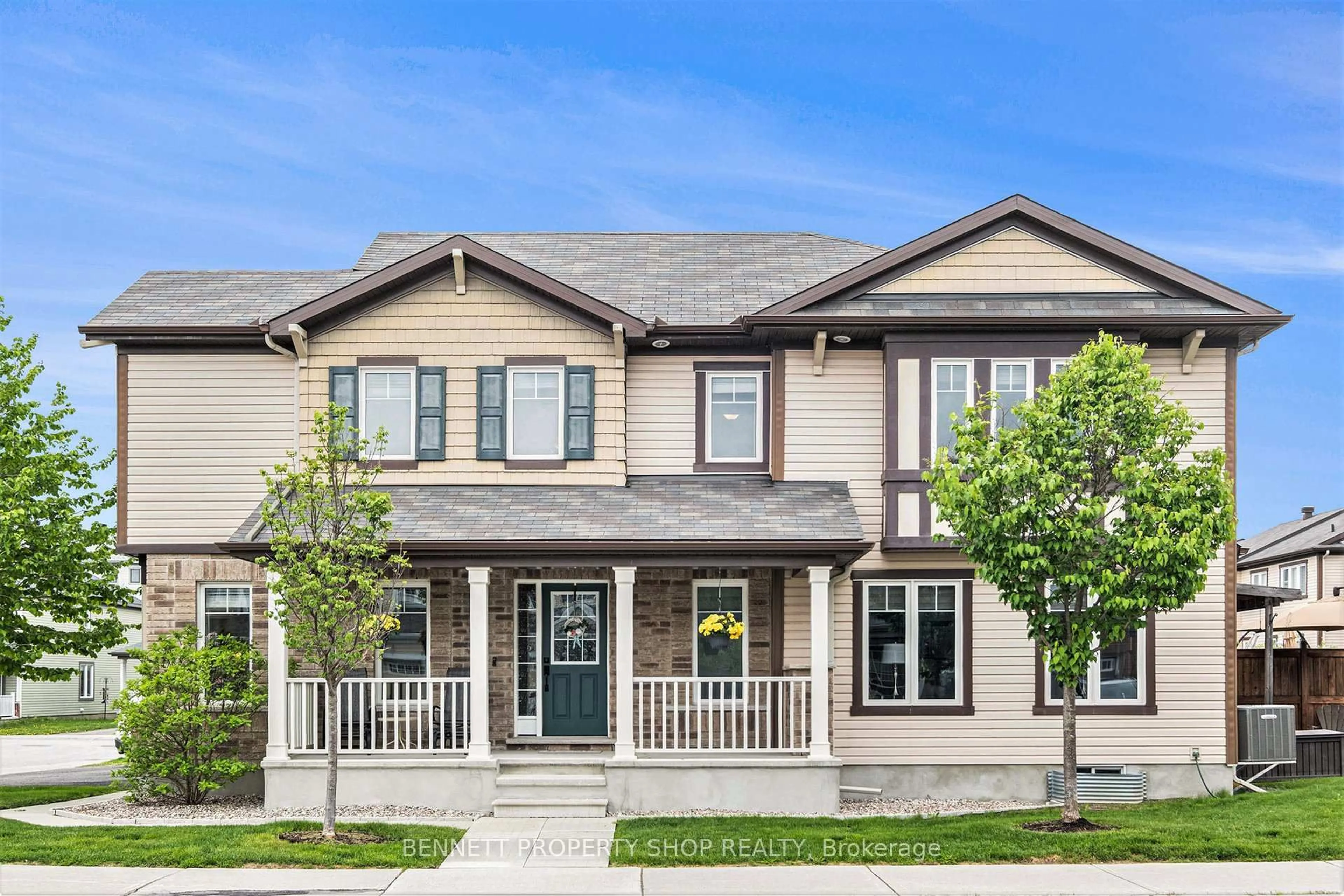 Home with vinyl exterior material, street for 201 Cayman Rd, Stittsville Ontario K2S 0N9