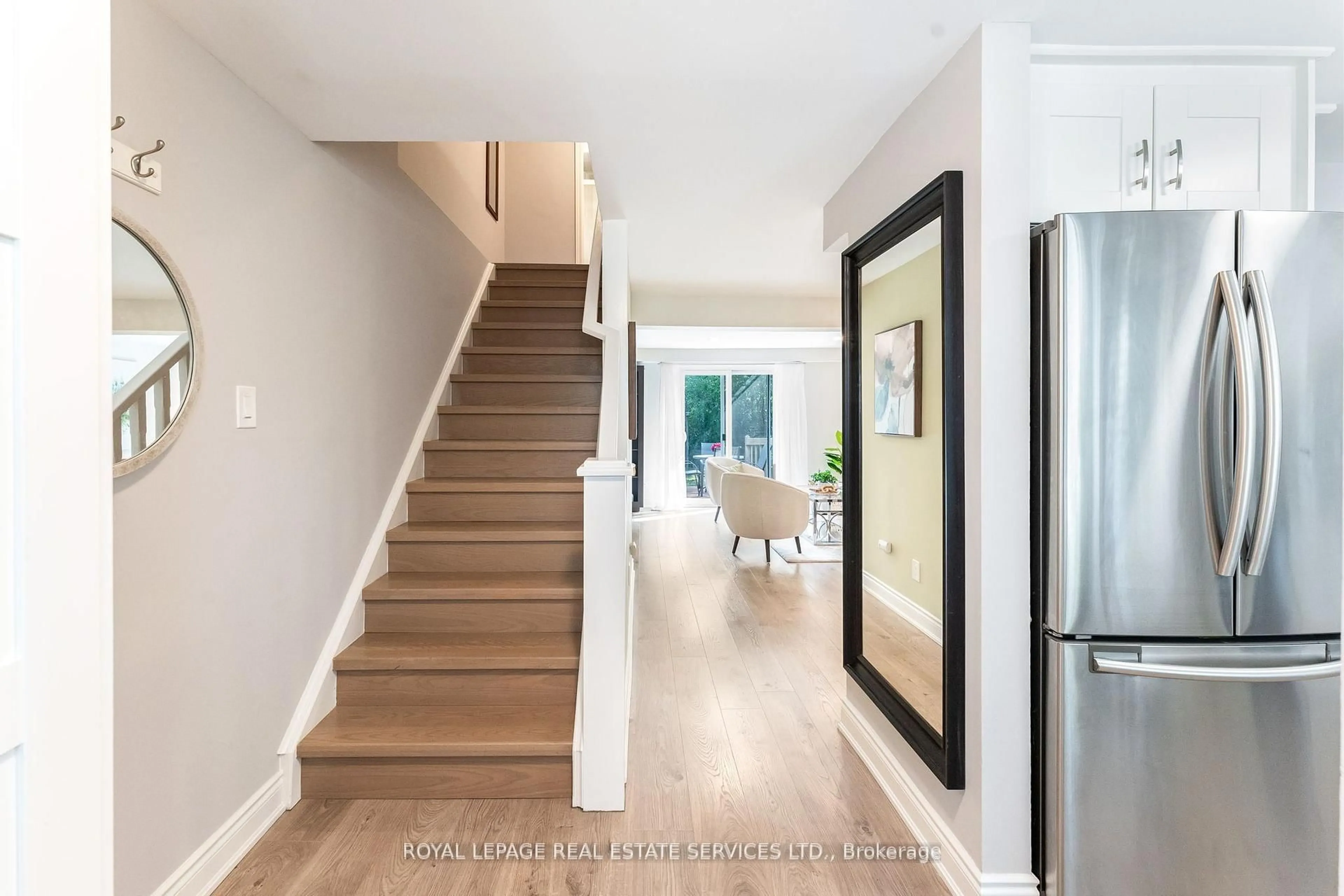Unknown for 30 Reid Crt, Guelph Ontario N1G 3R6