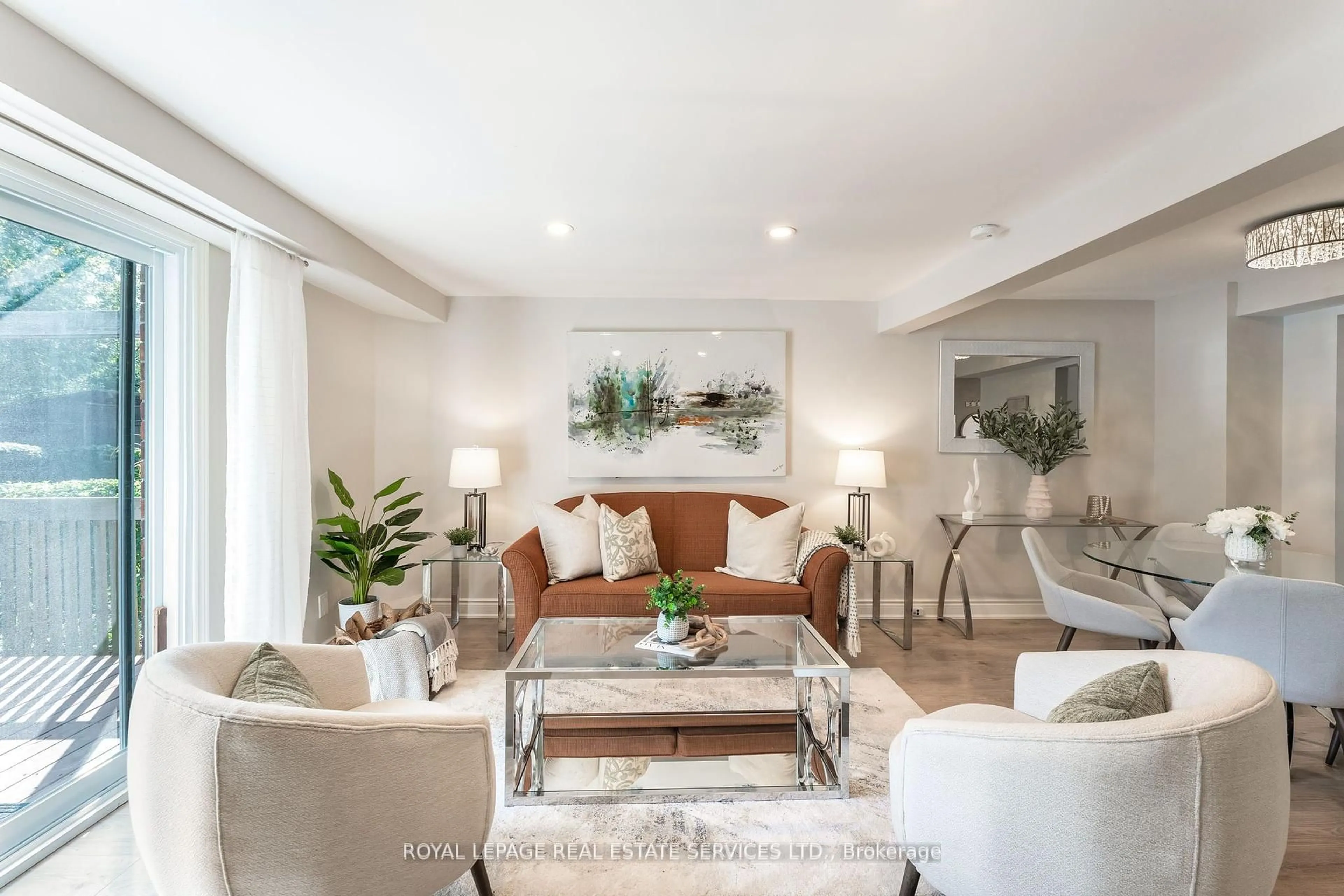 Living room with furniture, unknown for 30 Reid Crt, Guelph Ontario N1G 3R6