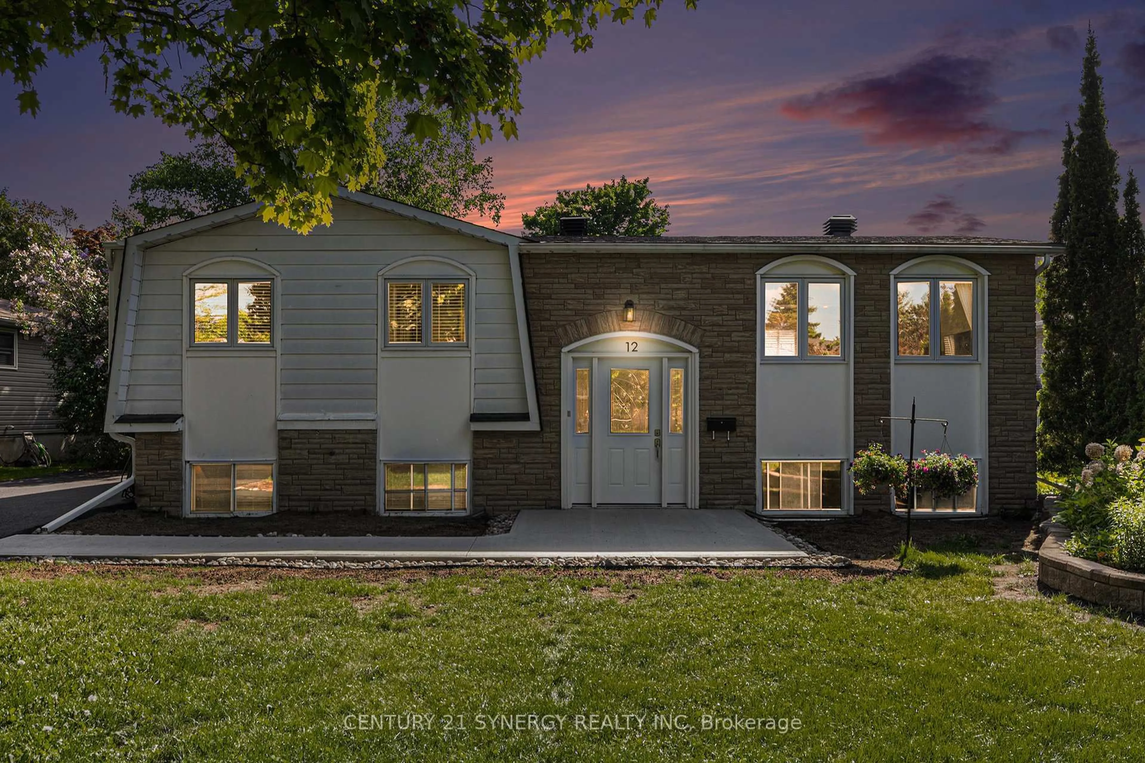 Unknown for 12 Morgan Ave, Perth Ontario K7H 3G4