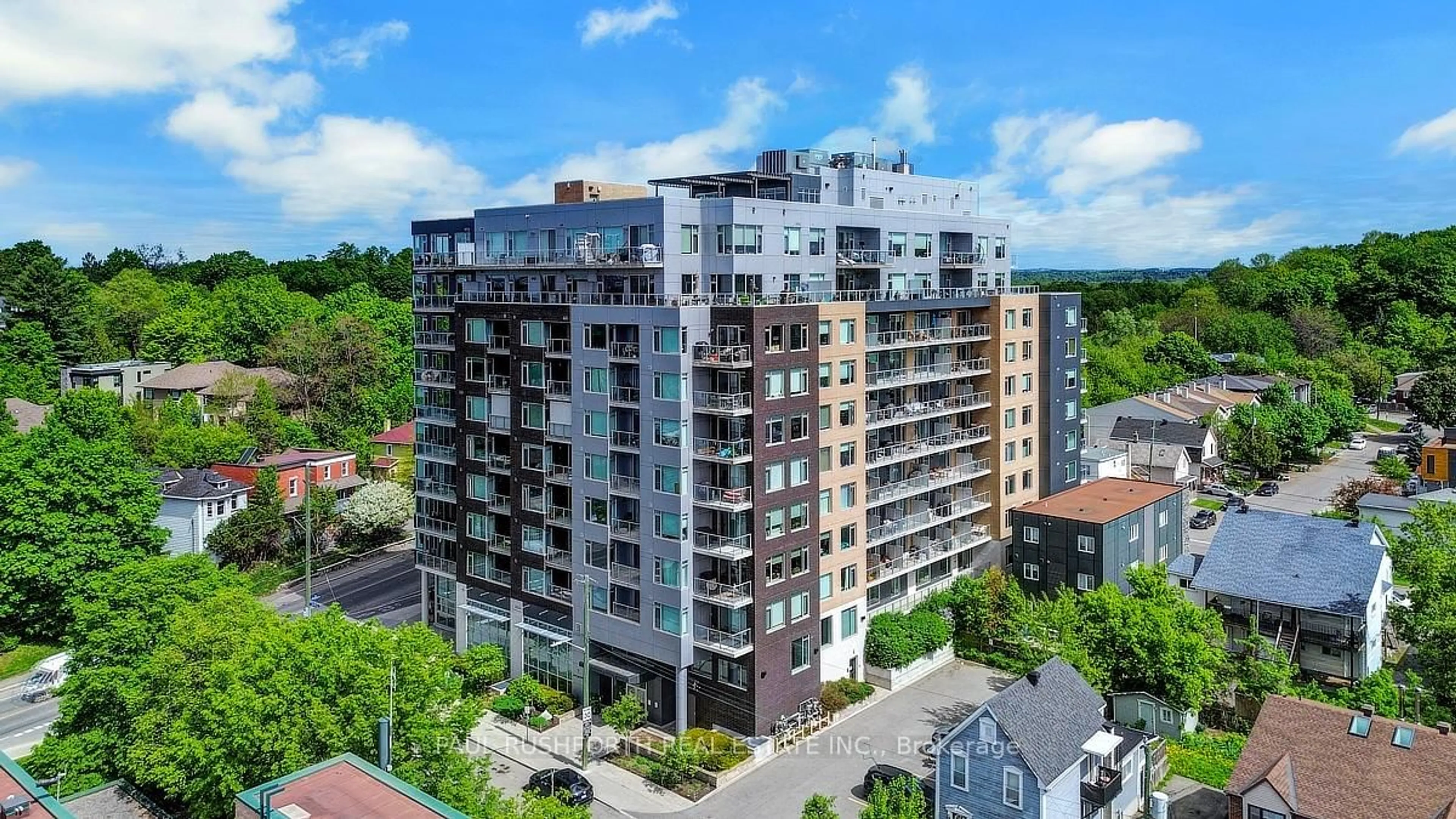 A pic from outside/outdoor area/front of a property/back of a property/a pic from drone, city buildings view from balcony for 7 Marquette Ave #813, Ottawa Ontario K1L 8A7