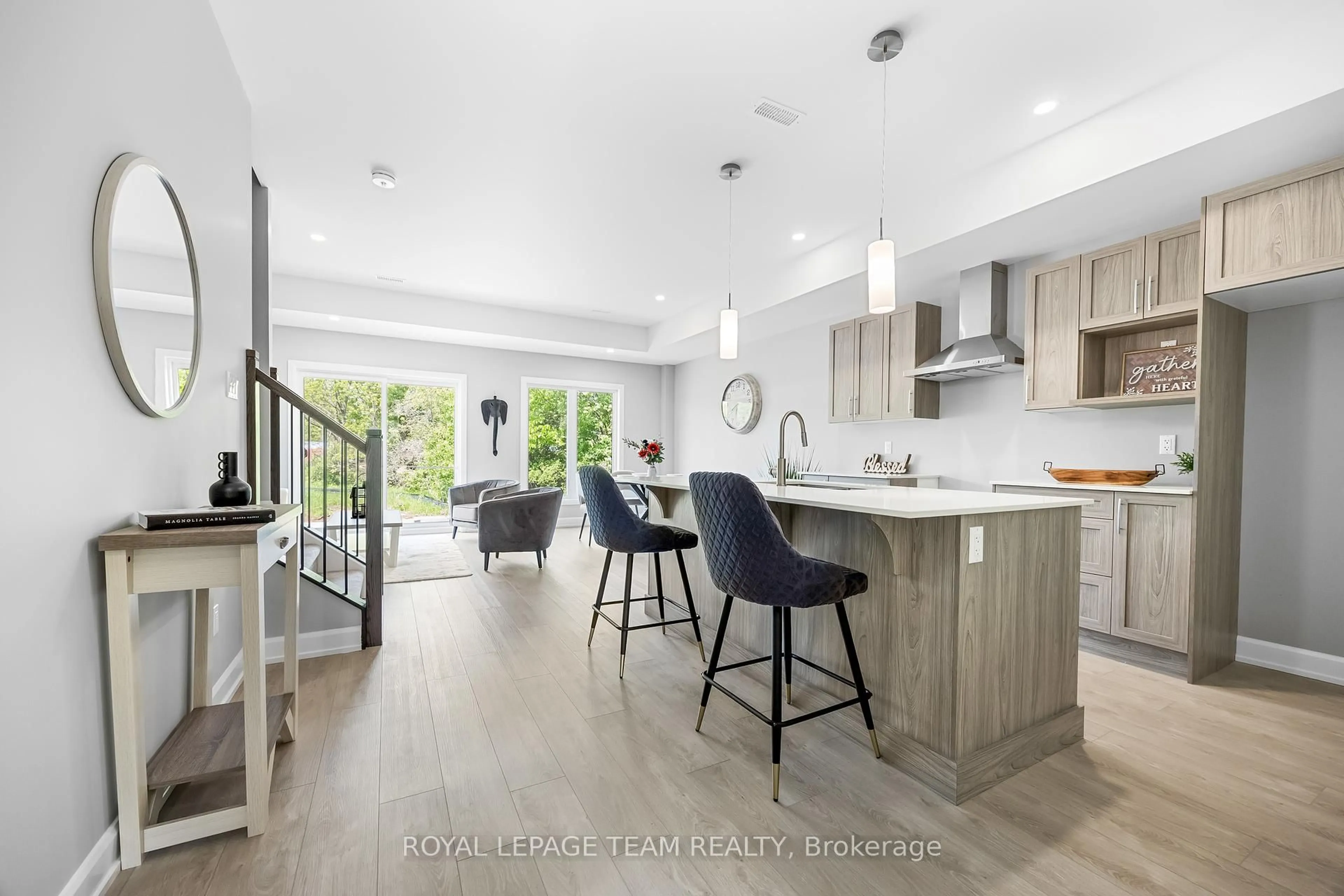 Open concept kitchen, unknown for 354 Lewis St, Merrickville-Wolford Ontario K0G 1N0
