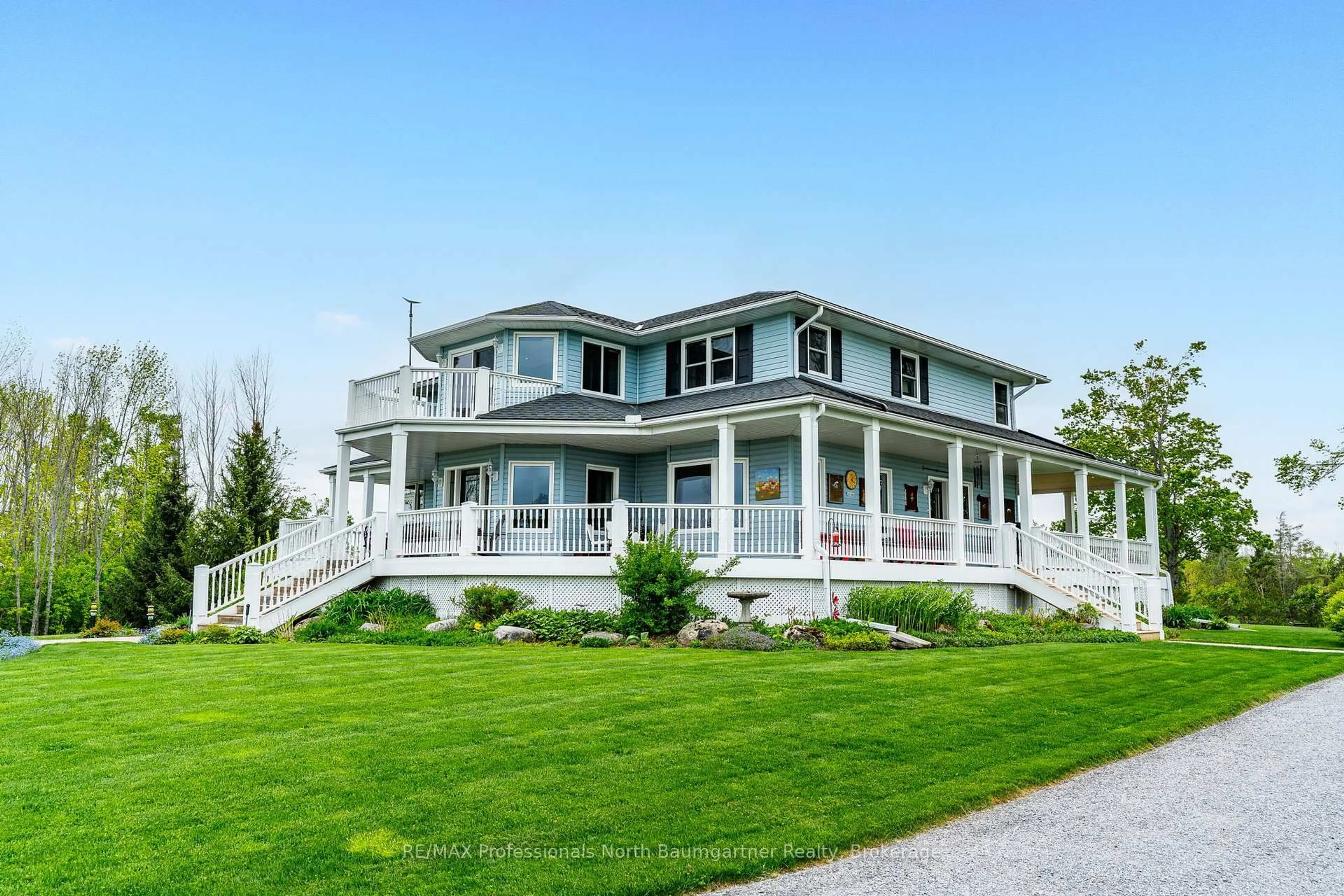 Home with vinyl exterior material, unknown for 451 Fairbairn Rd, Kawartha Lakes Ontario K0M 1A0
