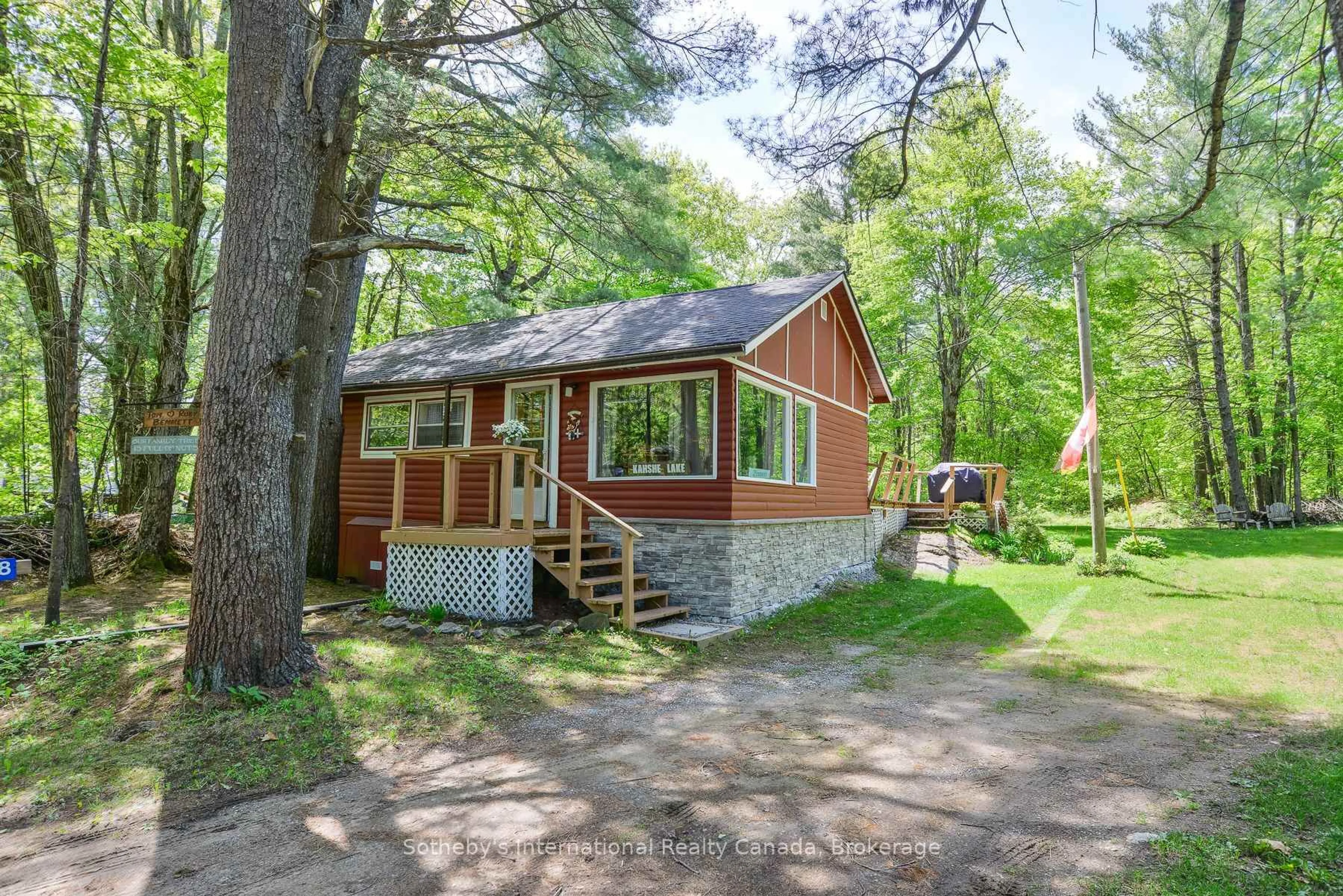 Shed for 1068 Kahshe Lake Rd N/A, Gravenhurst Ontario P0E 1G0