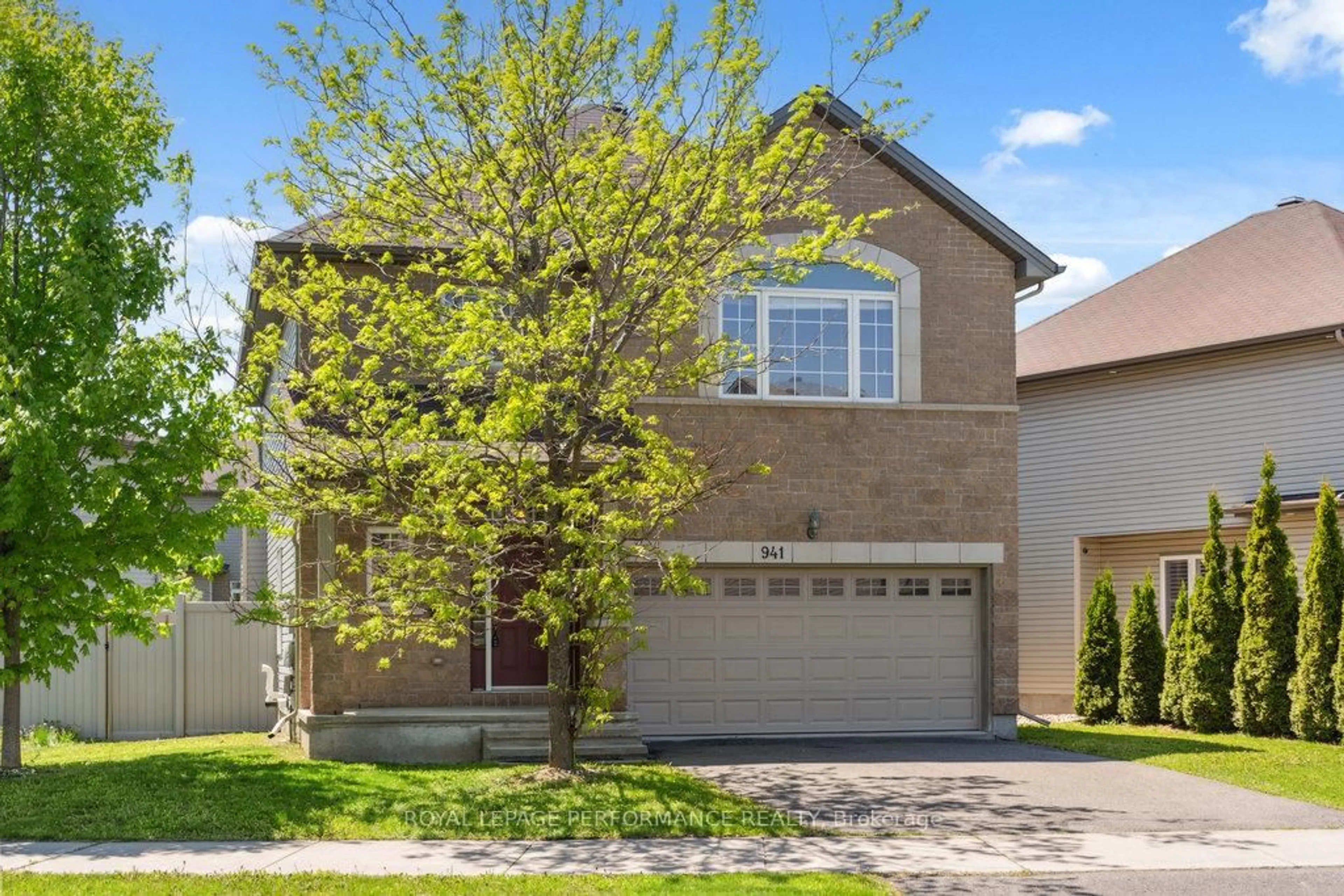 Unknown for 941 Rotary Way, Ottawa Ontario K1T 0L2
