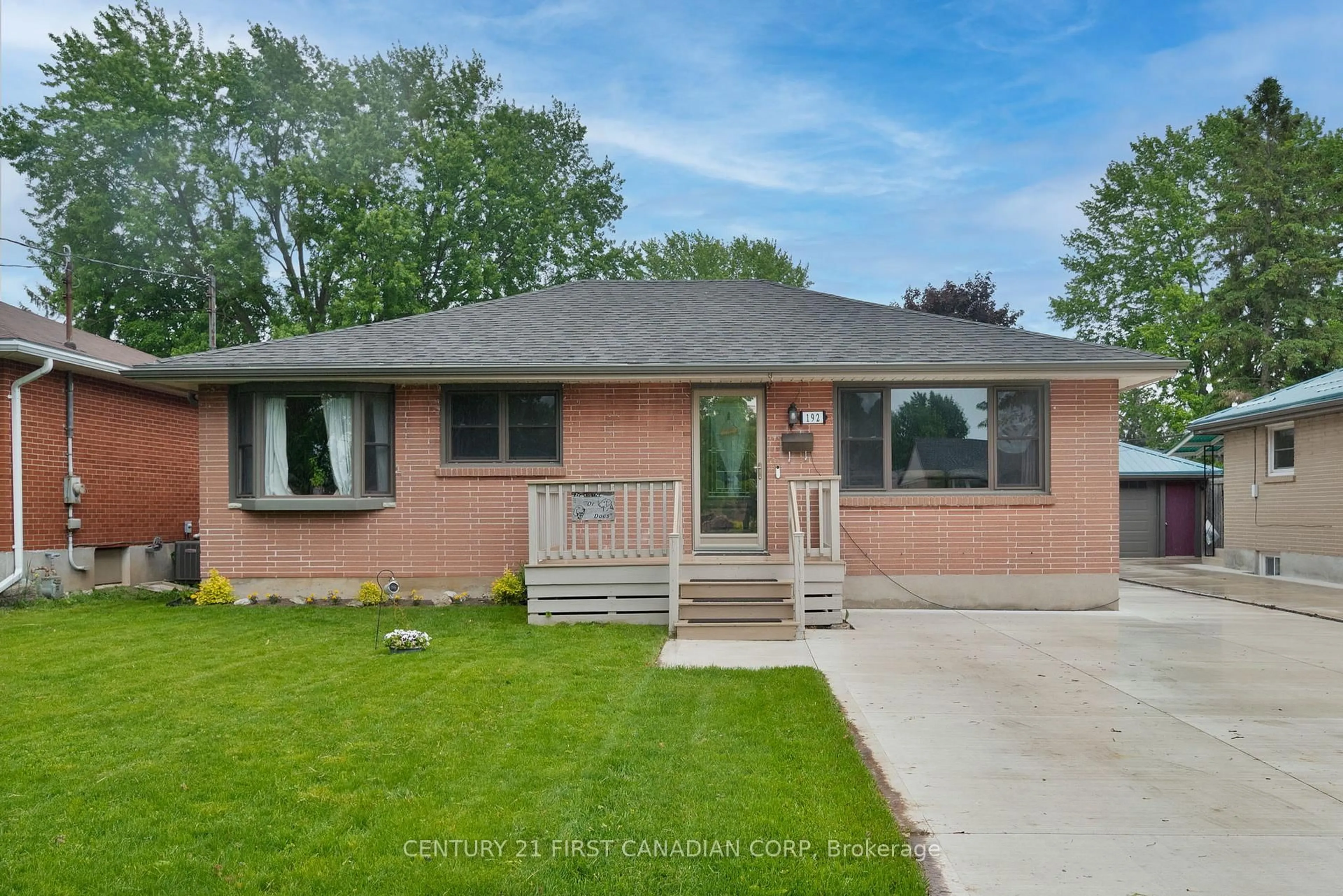 Home with brick exterior material, street for 192 Atkinson Blvd, London East Ontario N5W 4Z6