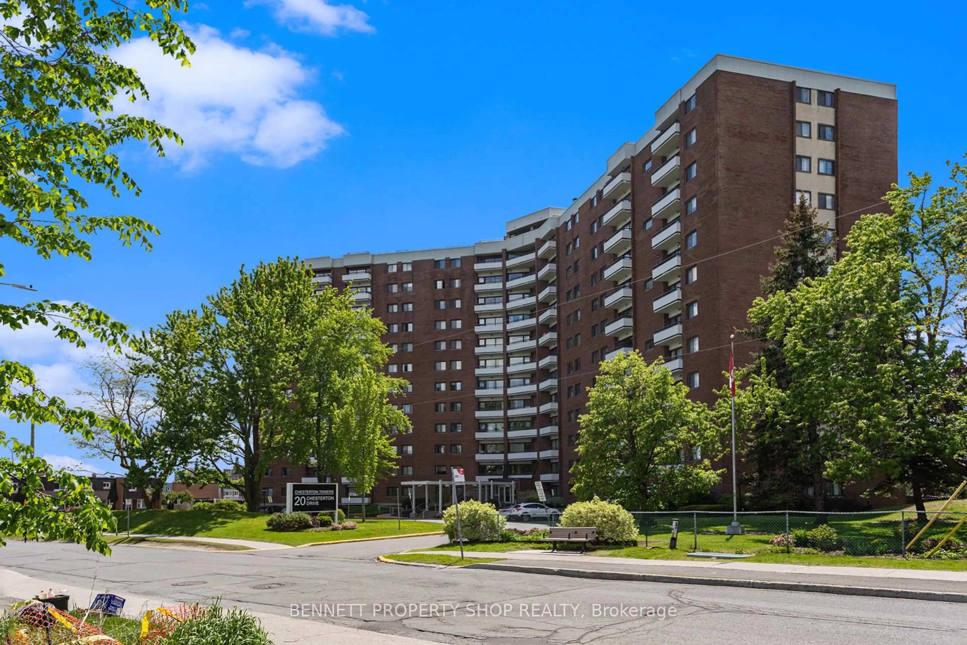 Unknown for 20 Chesterton Dr #312, Ottawa Ontario K2E 6Z7