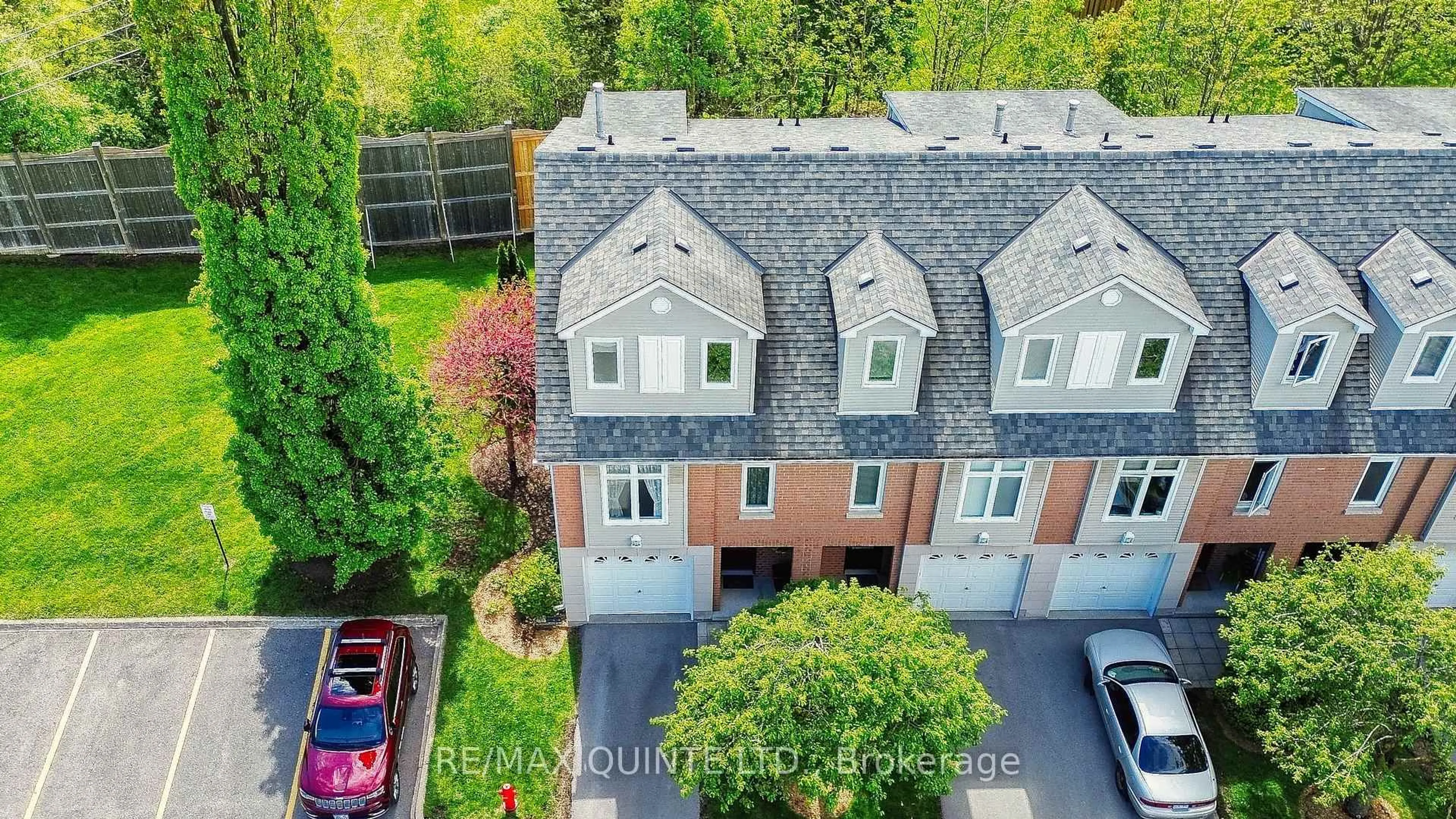 A pic from outside/outdoor area/front of a property/back of a property/a pic from drone, unknown for 9 Progress Ave #1, Belleville Ontario K8P 4Z3