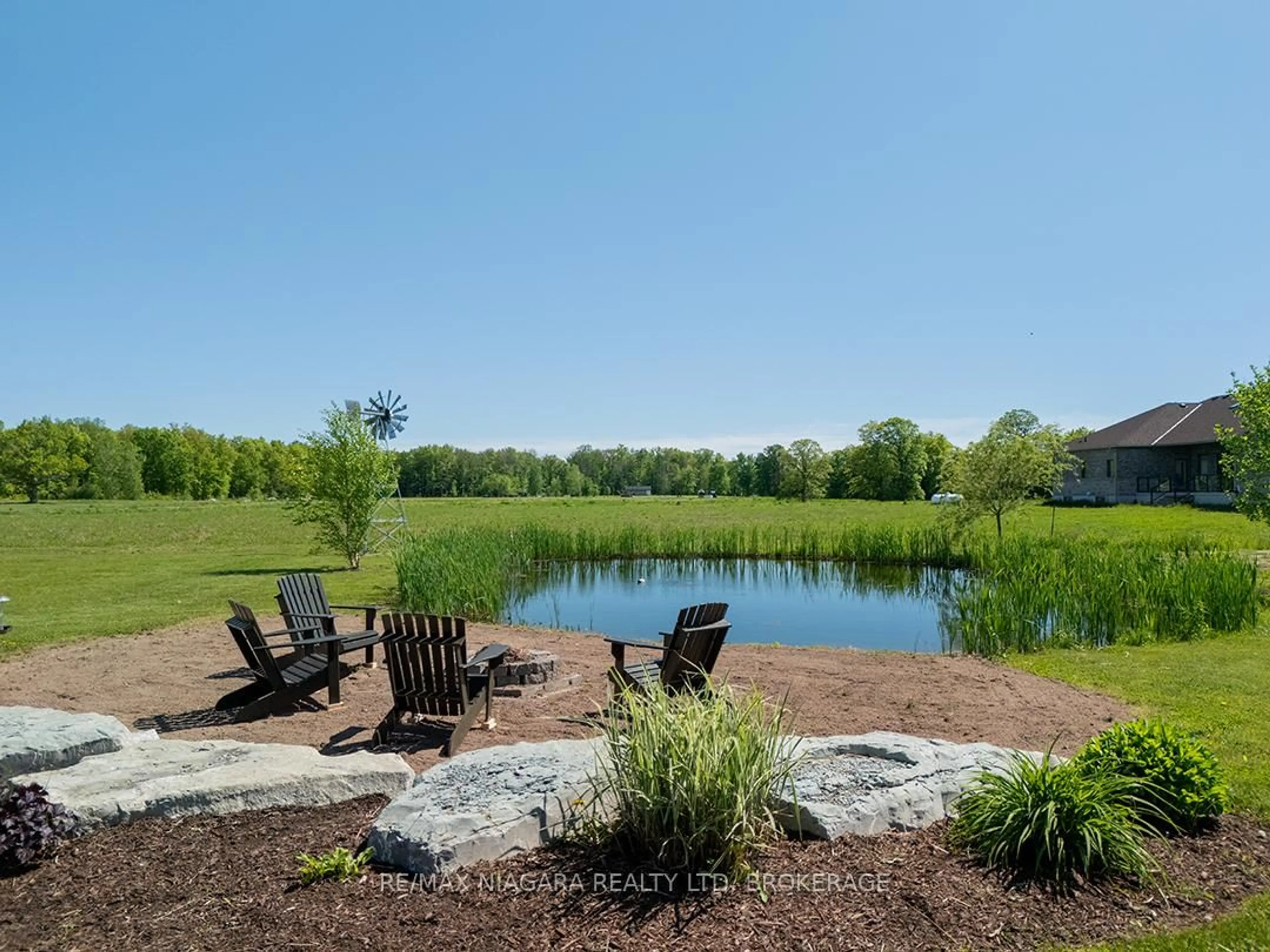 Patio, water/lake/river/ocean view for 50765 Lambert Rd, Wainfleet Ontario L3B 5N6