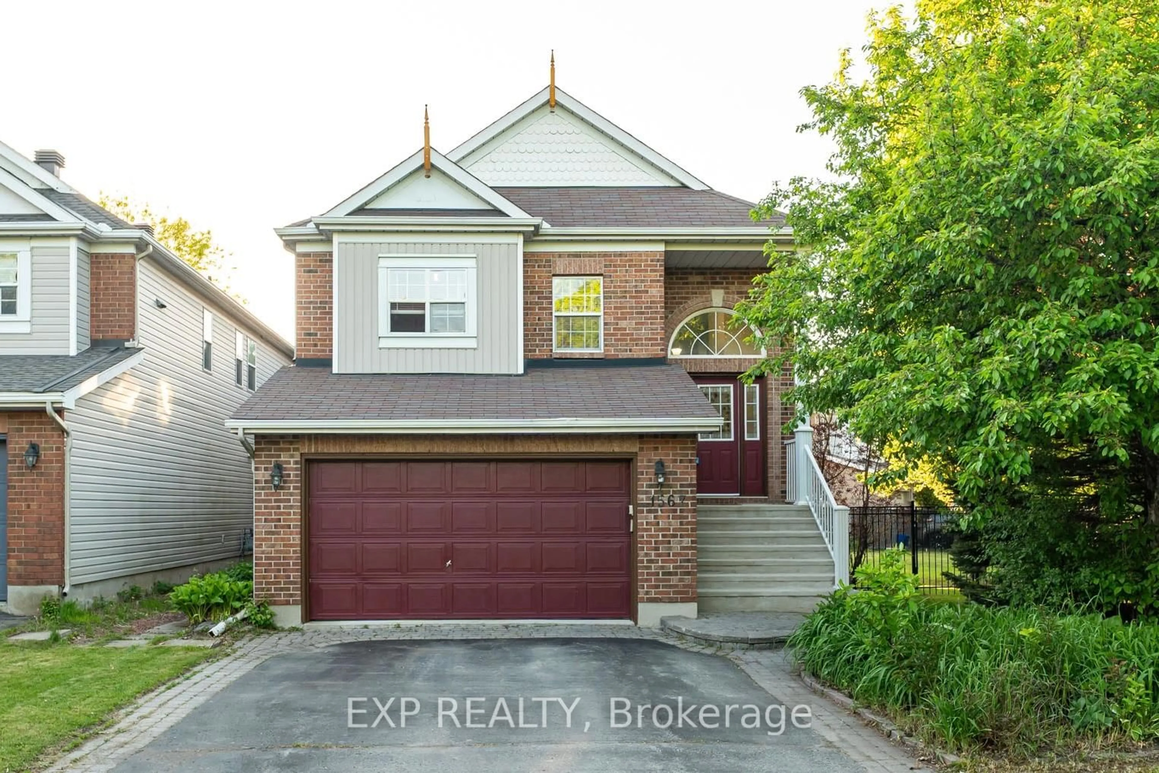 Home with brick exterior material, street for 1567 Rumford Dr, Ottawa Ontario K4A 4C1
