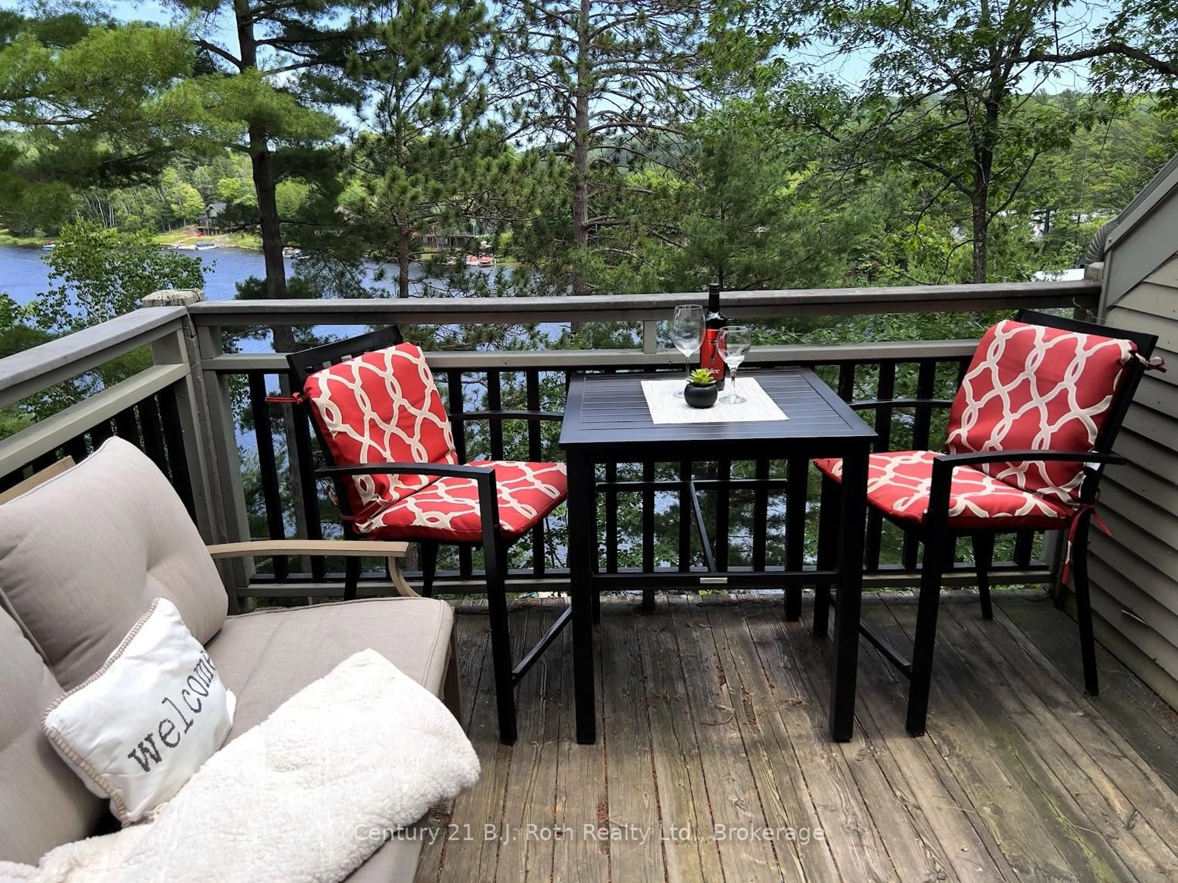 Patio, water/lake/river/ocean view for 5531 Signature Grandview Crt, Huntsville Ontario P1H 2N1