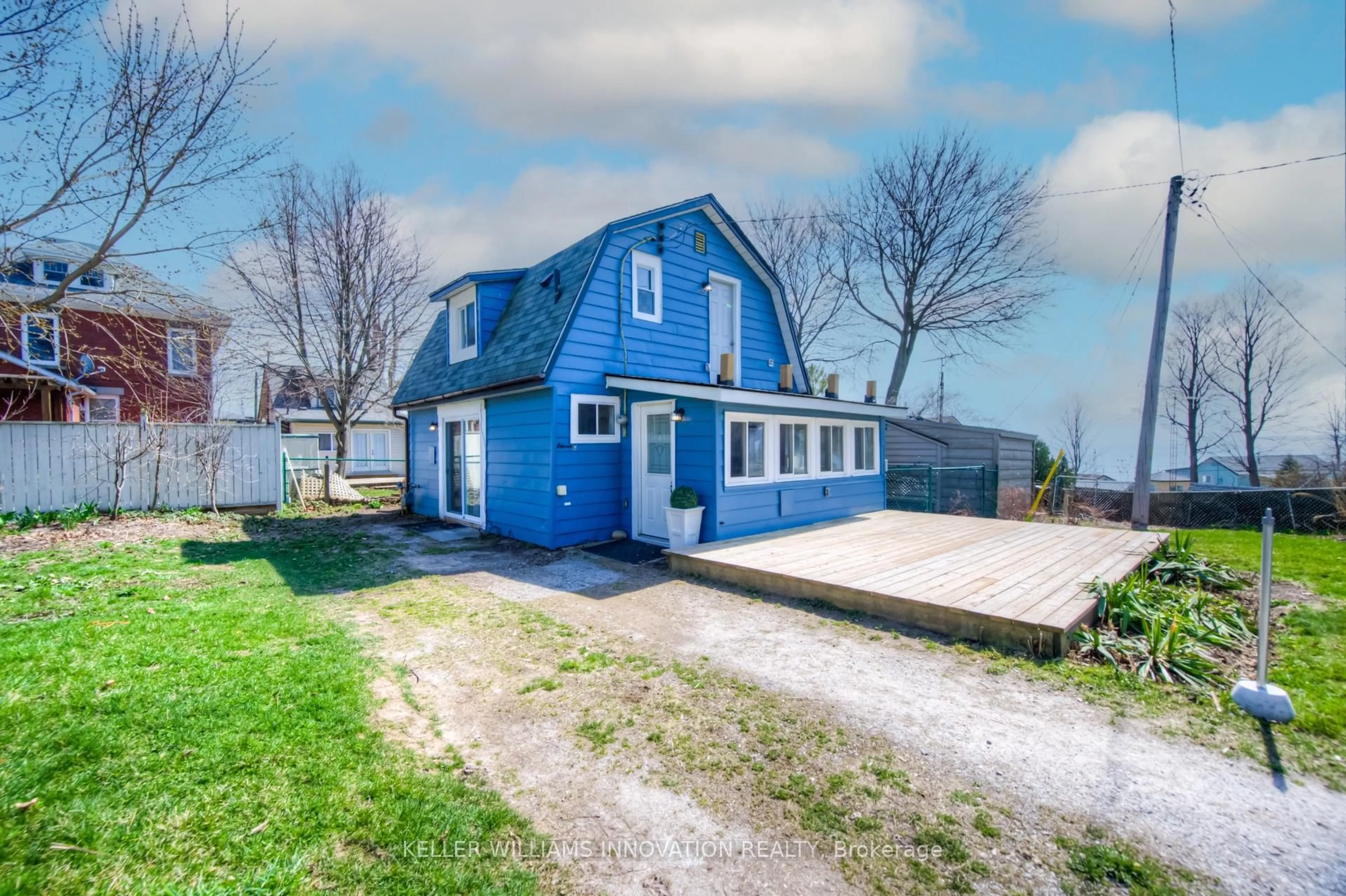 Unknown for 11C Glenwood St, Norfolk Ontario N0E 1N0