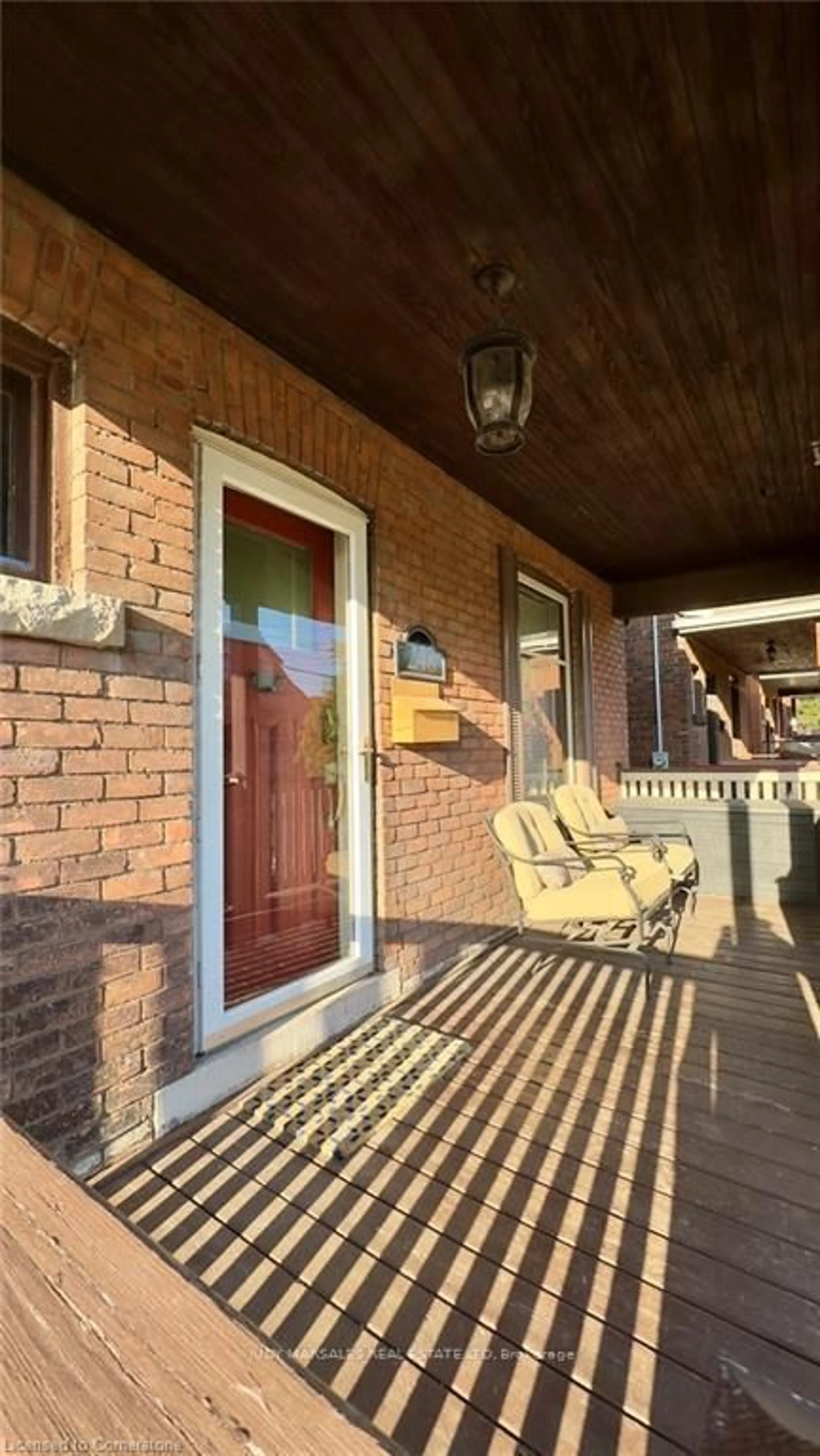 Home with brick exterior material, street for 248 Homewood Ave, Hamilton Ontario L8P 2M8